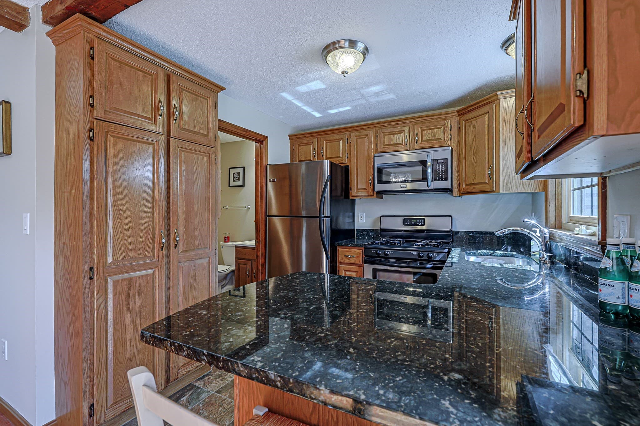 Condominium at 52 Scotty Hollow Dr # 52, Chelmsford MA 01824, Chelmsford, photo 7 of 34
