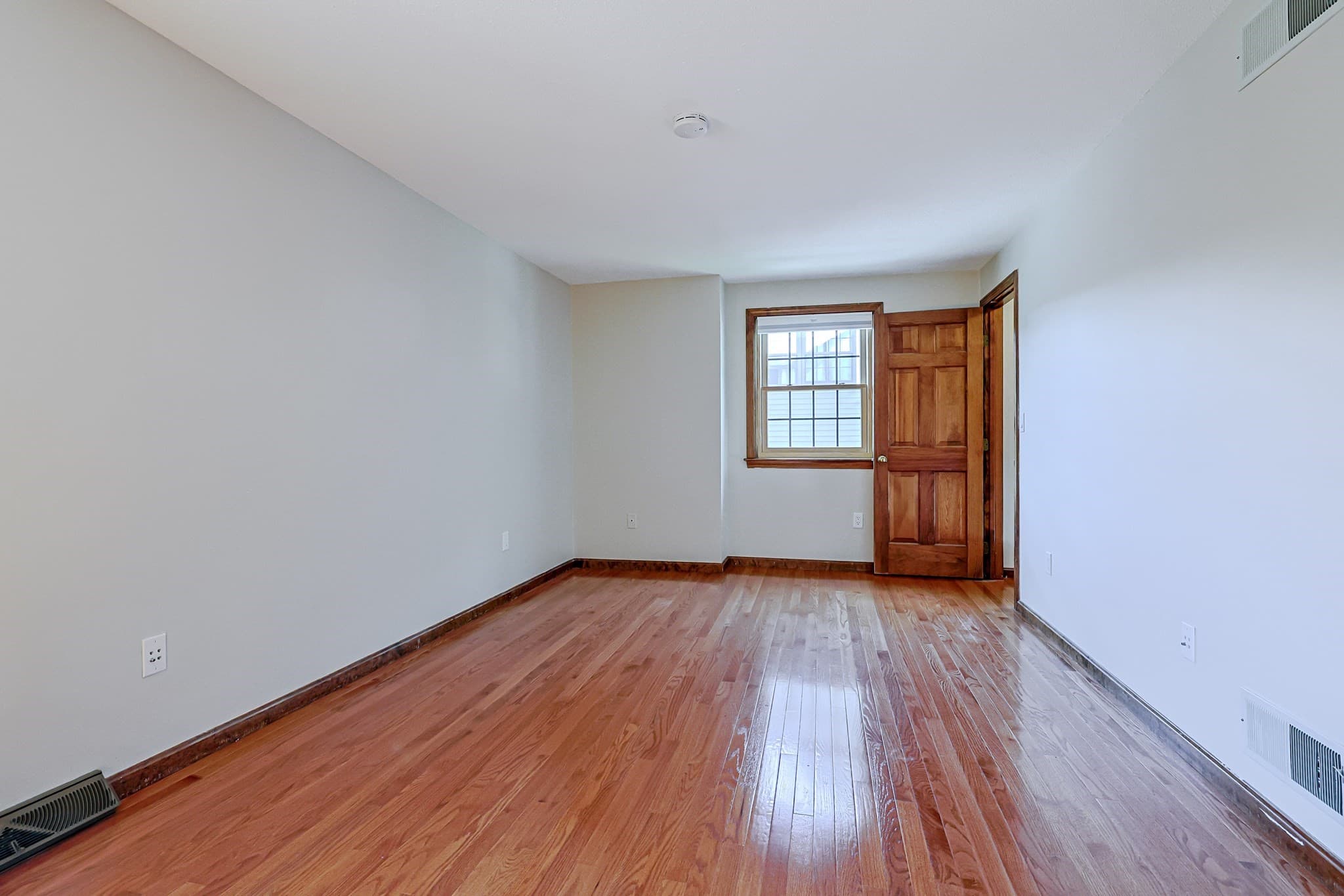 Condominium at 52 Scotty Hollow Dr # 52, Chelmsford MA 01824, Chelmsford, photo 15 of 34