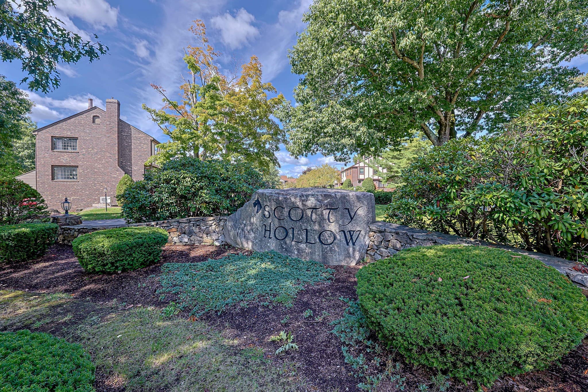 Condominium at 52 Scotty Hollow Dr # 52, Chelmsford MA 01824, Chelmsford, photo 31 of 34