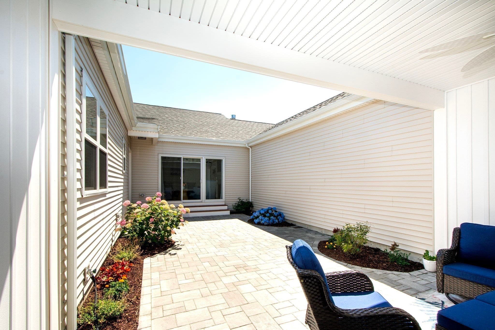 Condominium at 25 Outlook East Rd # 25, Plymouth MA 02360, Plymouth, photo 6 of 27