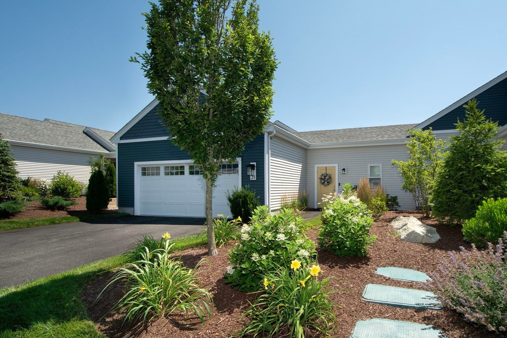 Condominium at 25 Outlook East Rd # 25, Plymouth MA 02360, Plymouth, photo 3 of 27