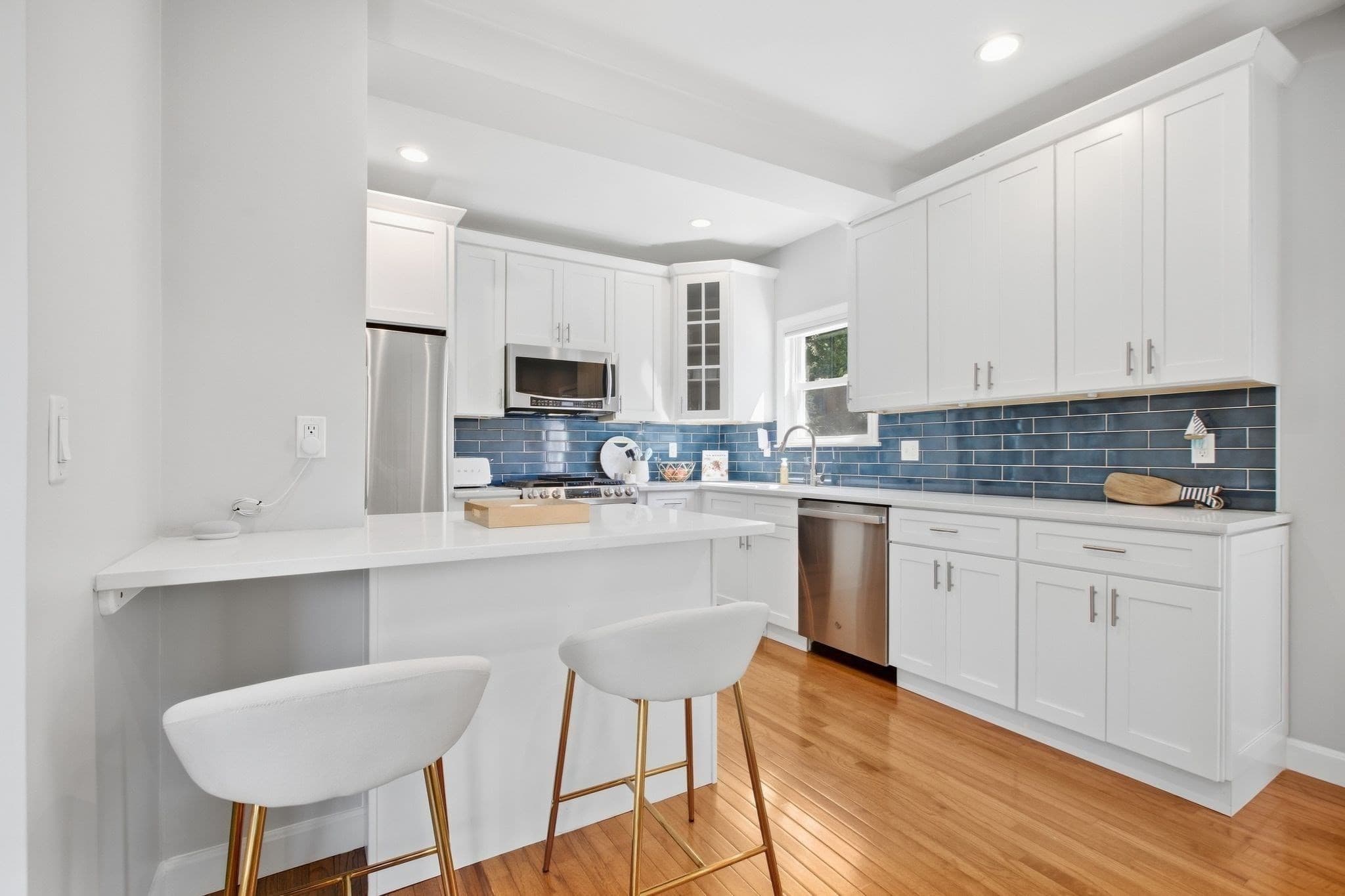 Single Family Residence at 29 Canterbury Drive, Reading MA 01867, Reading, photo 9 of 40