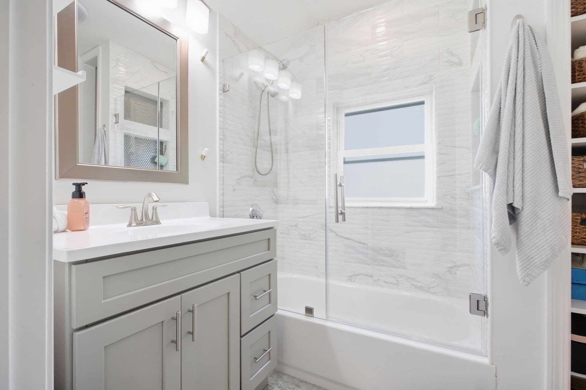 Single Family Residence at 29 Canterbury Drive, Reading MA 01867, Reading, photo 18 of 40