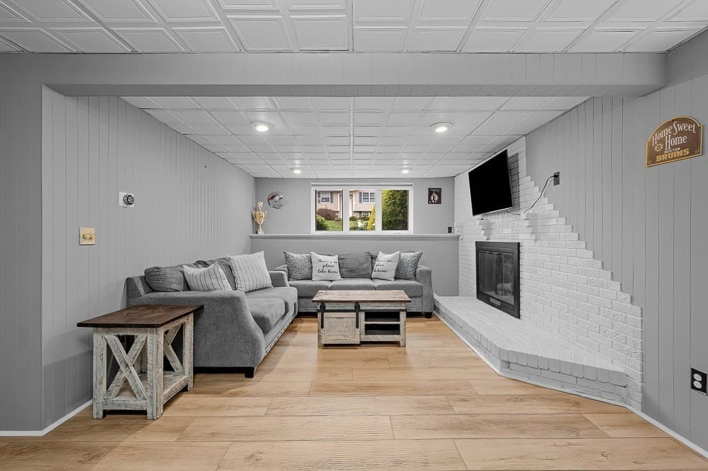 Single Family Residence at 17 Vinal St, Hudson MA 01749, Hudson, photo 22 of 40