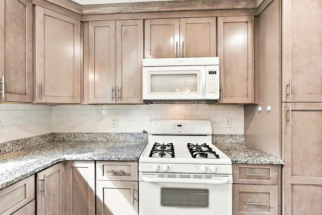Condominium at 59 N Quinsigamond Ave # 59, Shrewsbury MA 01545, Shrewsbury, photo 6 of 36