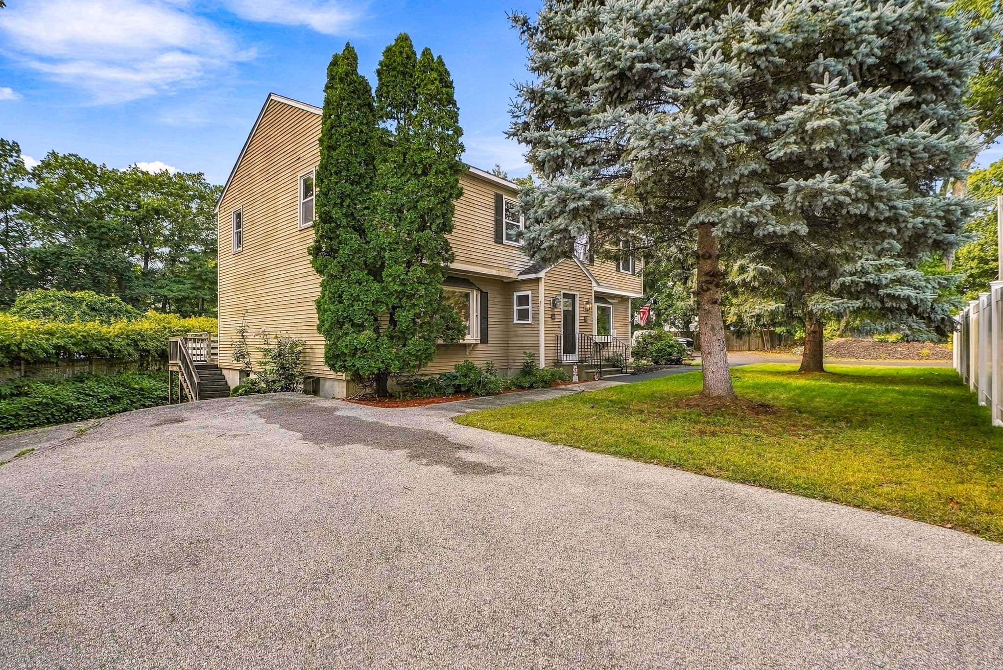 Condominium at 59 N Quinsigamond Ave # 59, Shrewsbury MA 01545, Shrewsbury, photo 3 of 36