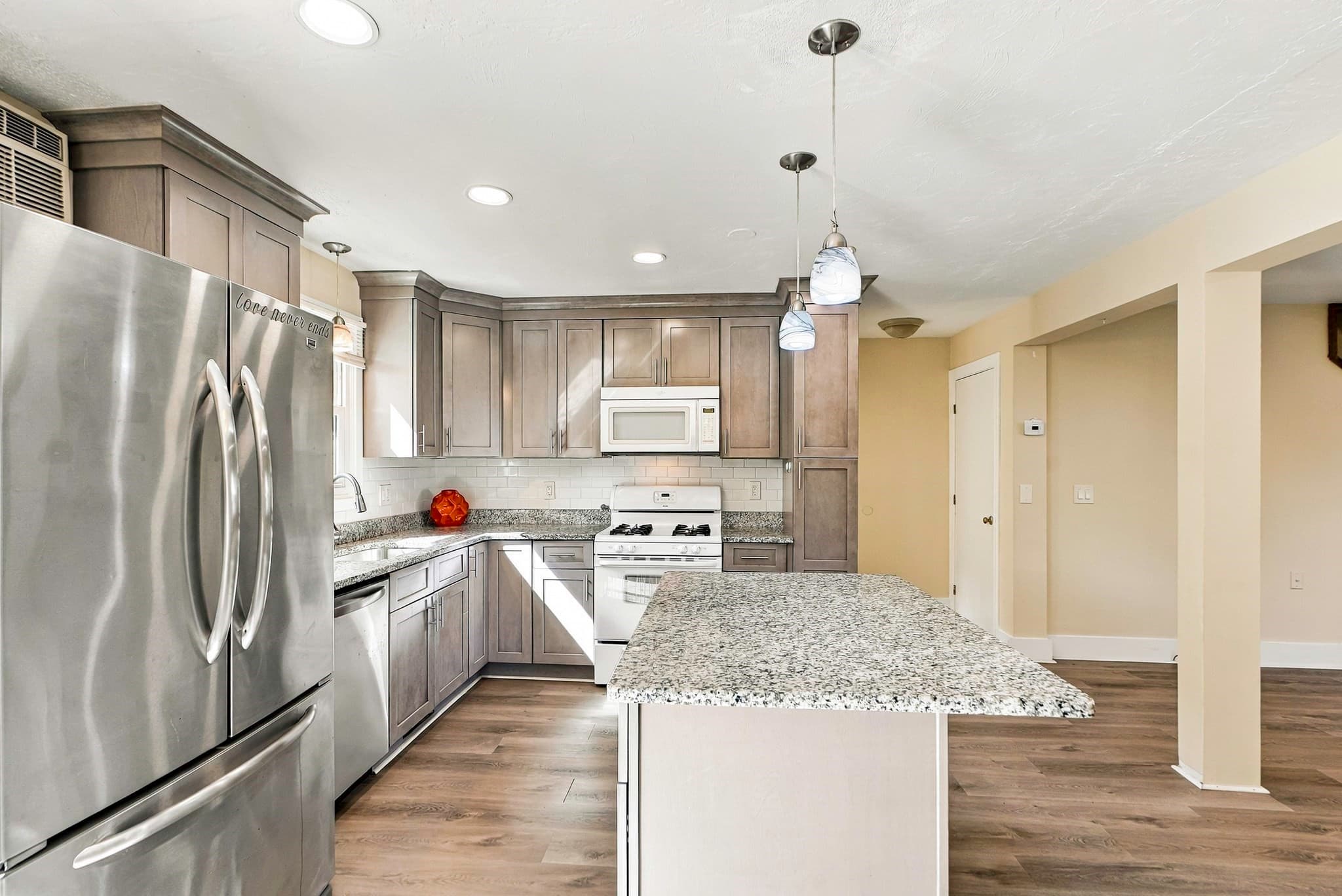 Condominium at 59 N Quinsigamond Ave # 59, Shrewsbury MA 01545, Shrewsbury, photo 8 of 36
