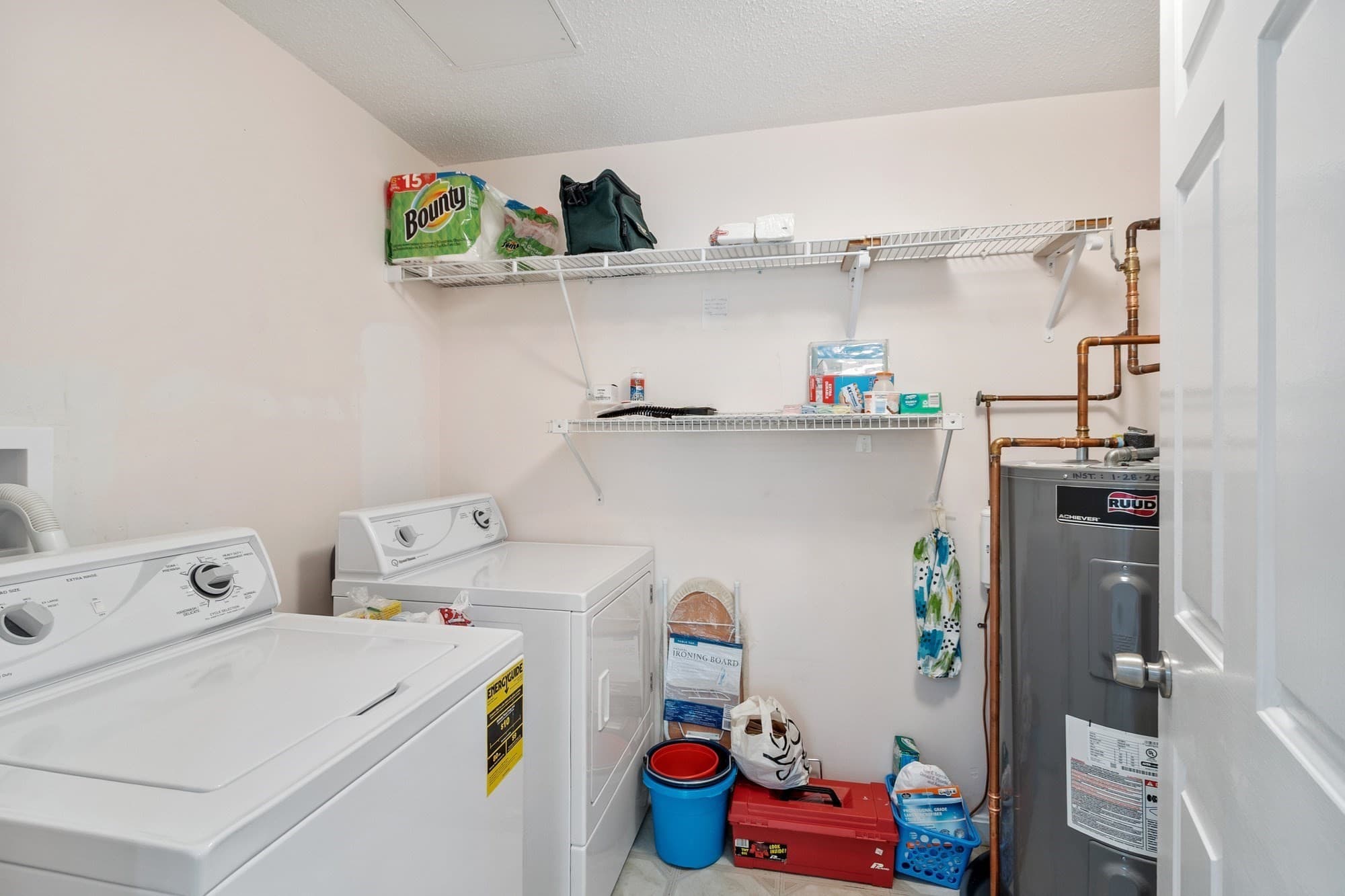 Condominium at 10 Ledgewood Way # 10, Peabody MA 01960, Peabody, photo 20 of 40