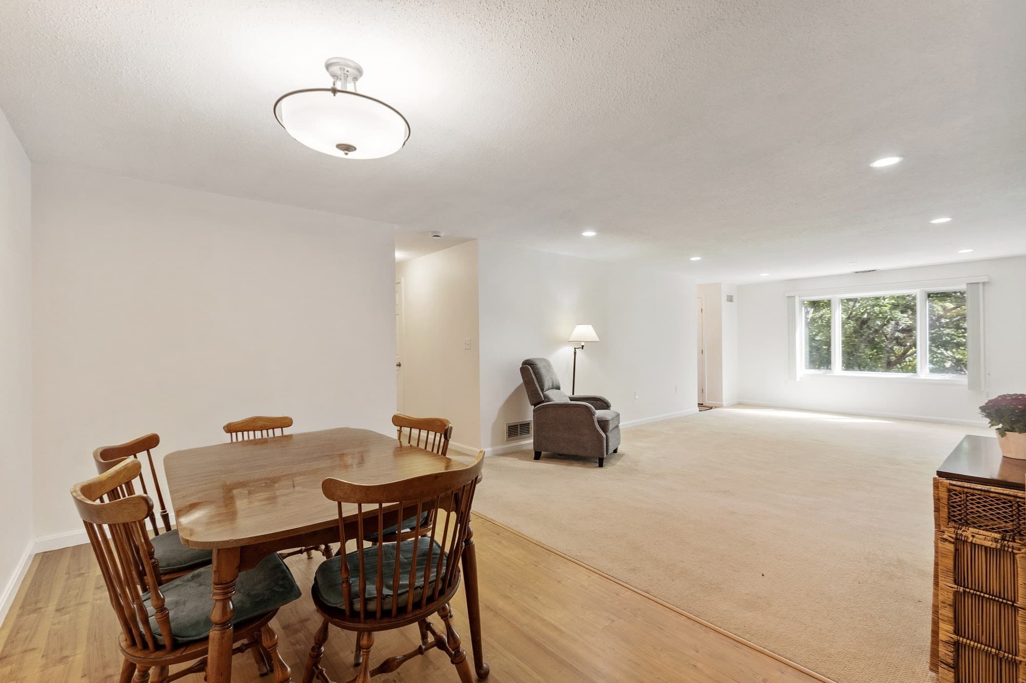 Condominium at 10 Ledgewood Way # 10, Peabody MA 01960, Peabody, photo 9 of 40