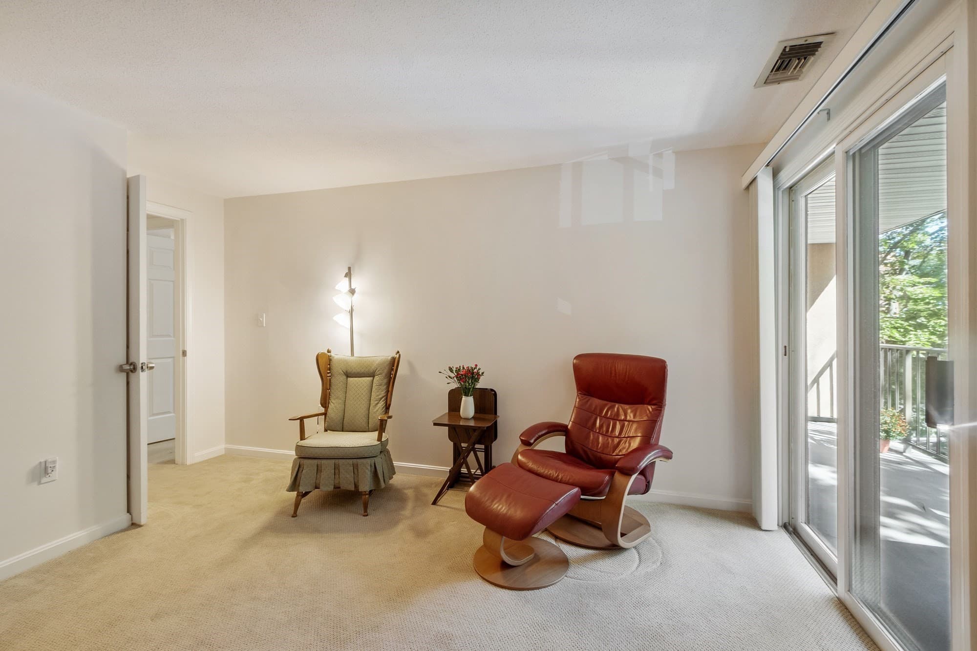 Condominium at 10 Ledgewood Way # 10, Peabody MA 01960, Peabody, photo 29 of 40
