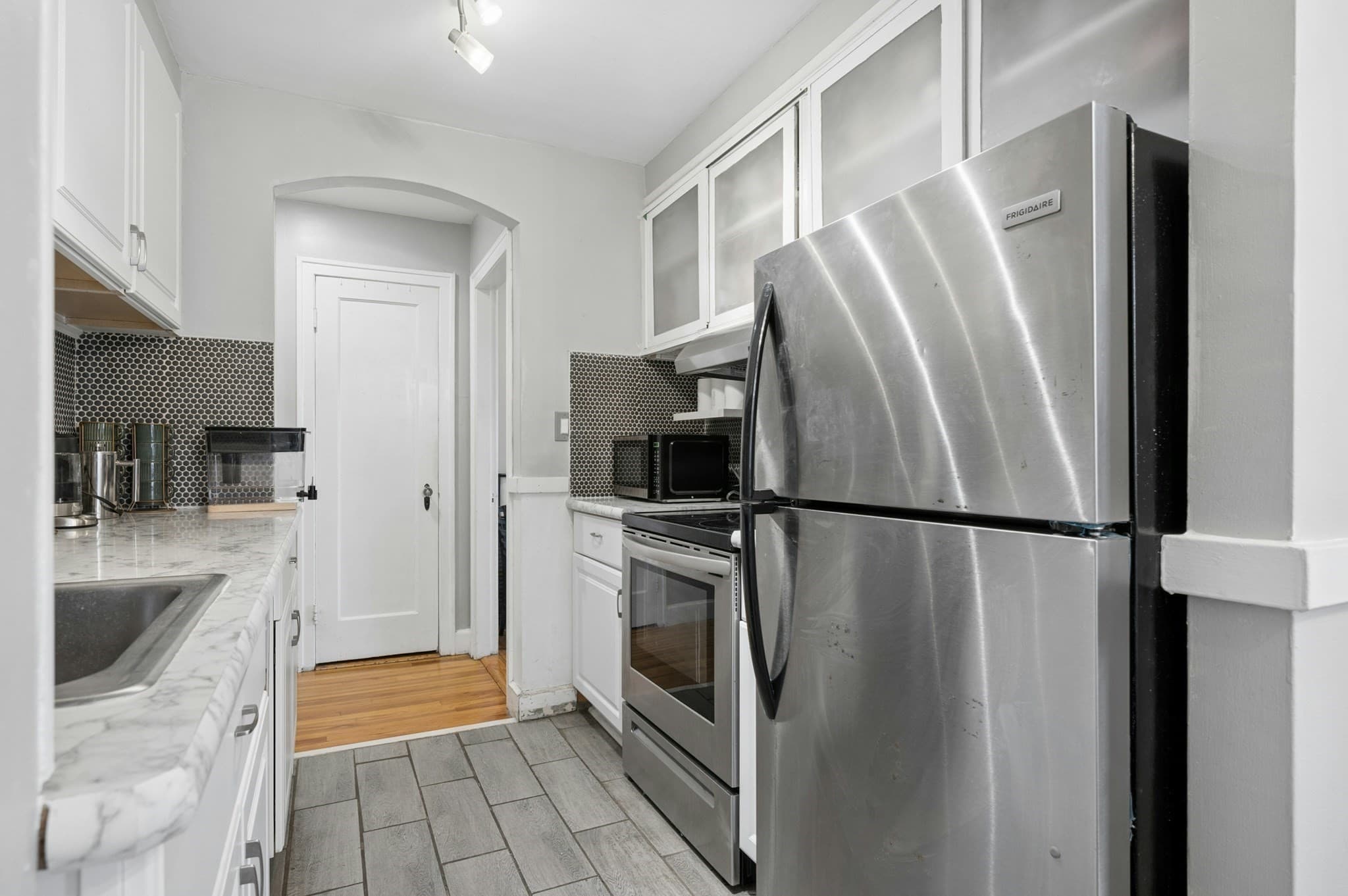 Condominium at 31 Chestnut St # 1, Worcester MA 01609, Worcester, photo 7 of 31
