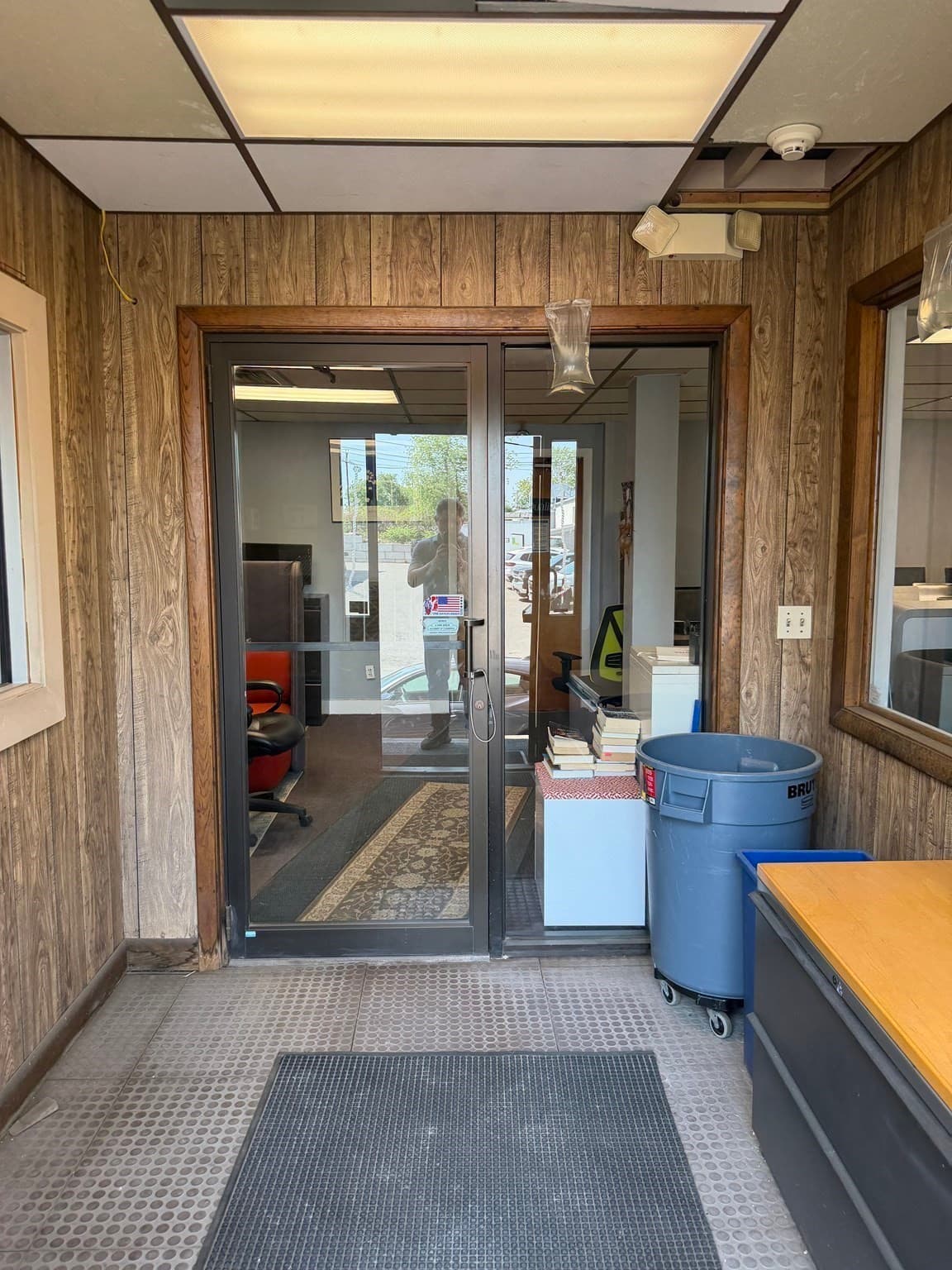 Commercial Sale at 29 Bennett St, Lynn MA 01905, Lynn, photo 4 of 7