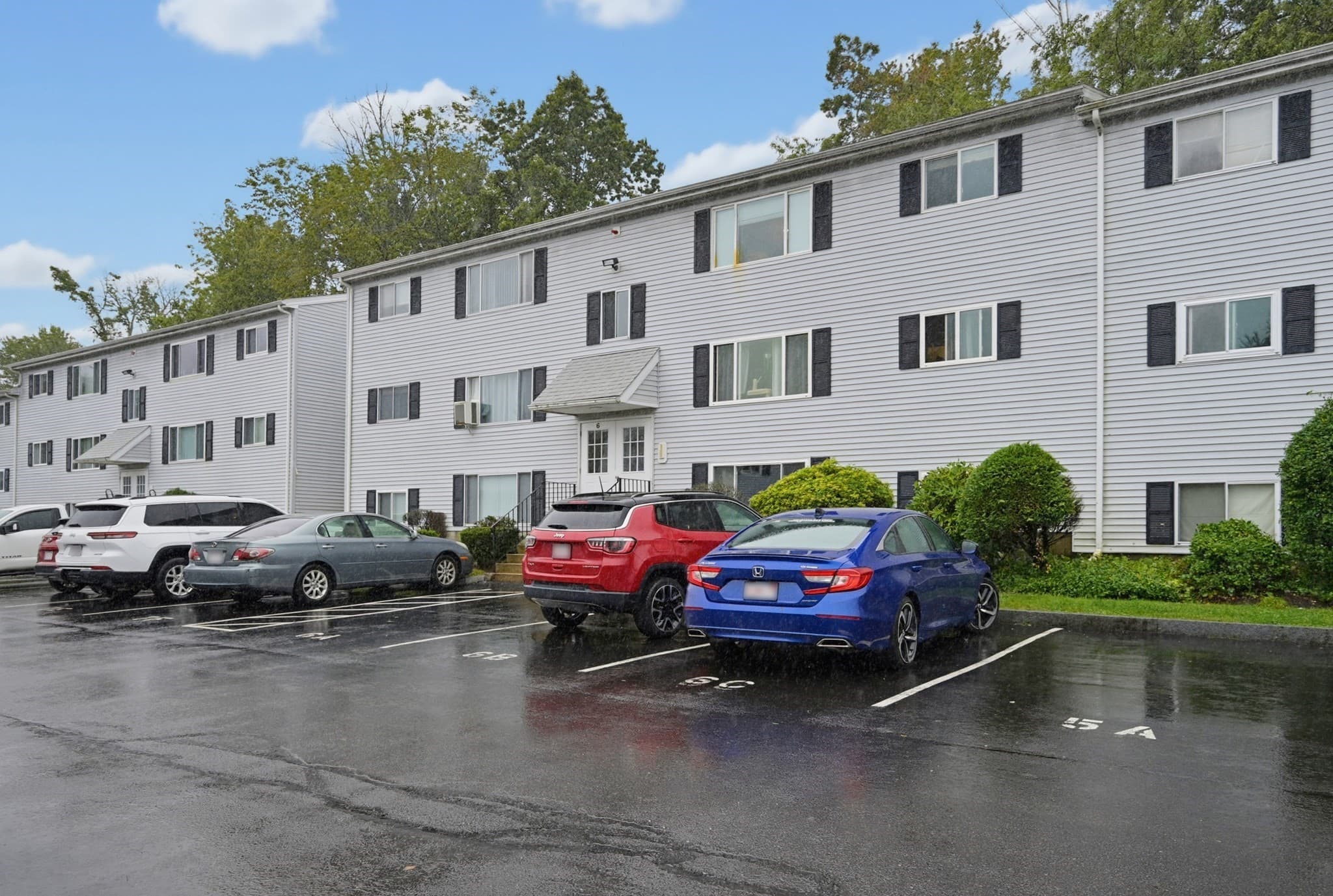 Condominium at 5455 N Main St # 6F, Fall River MA 02720, Fall River, photo 2 of 21