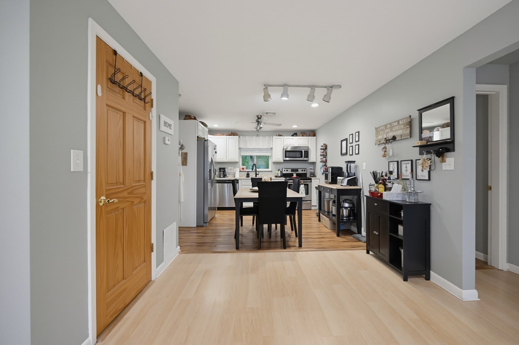 Condominium at 5455 N Main St # 6F, Fall River MA 02720, Fall River, photo 6 of 21