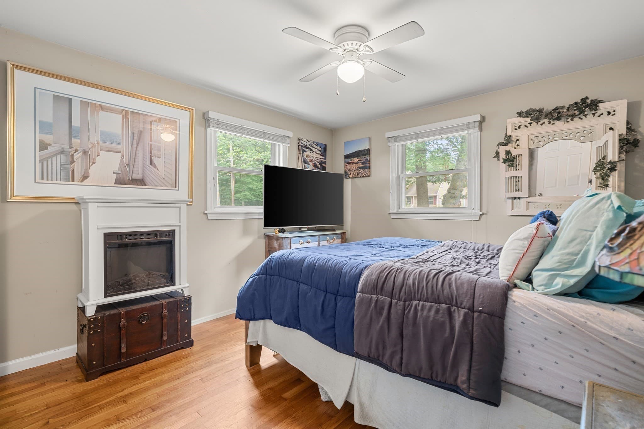 Single Family Residence at 20 Robinhood Lane, Billerica MA 01821, Billerica, photo 17 of 34