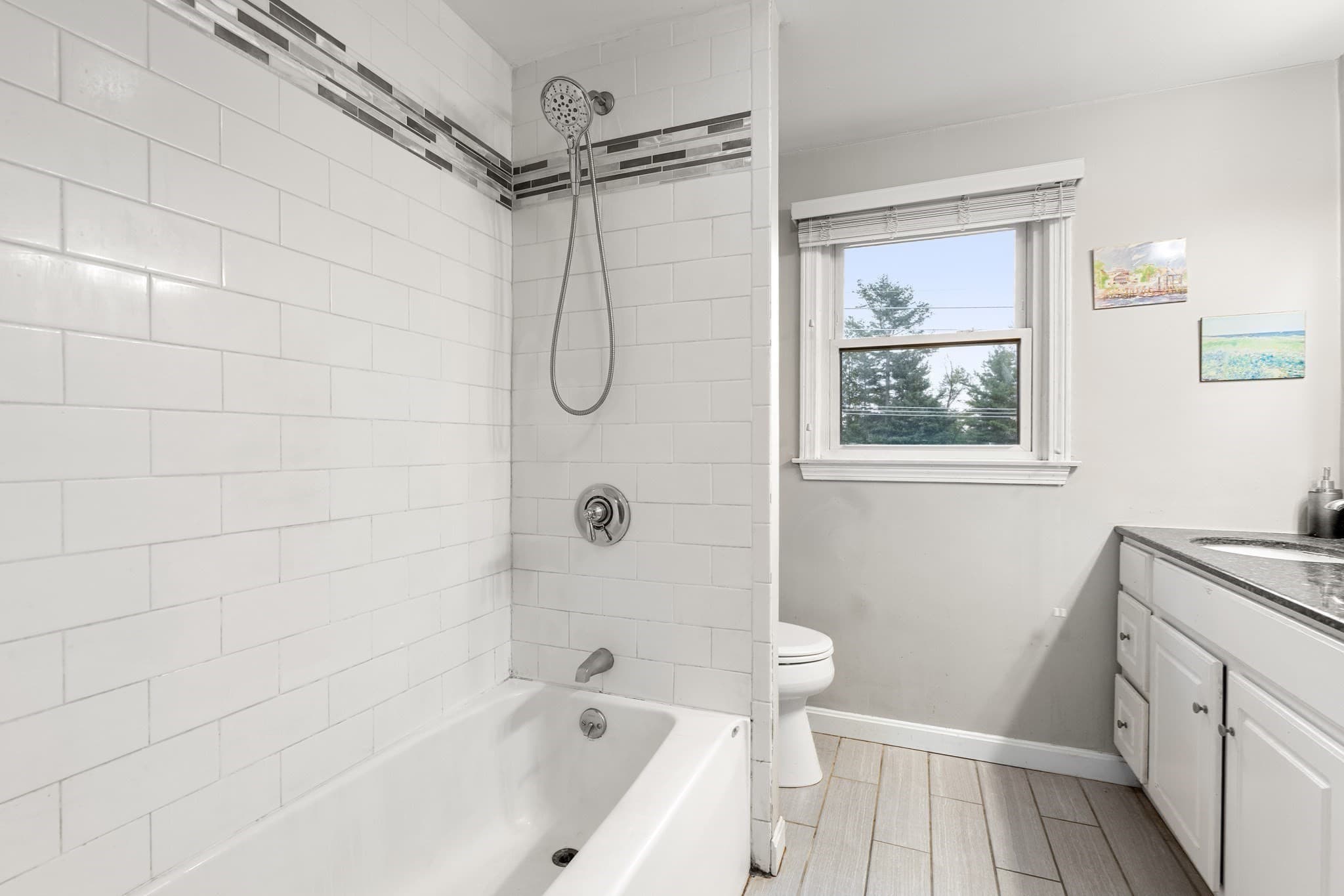 Single Family Residence at 20 Robinhood Lane, Billerica MA 01821, Billerica, photo 16 of 34