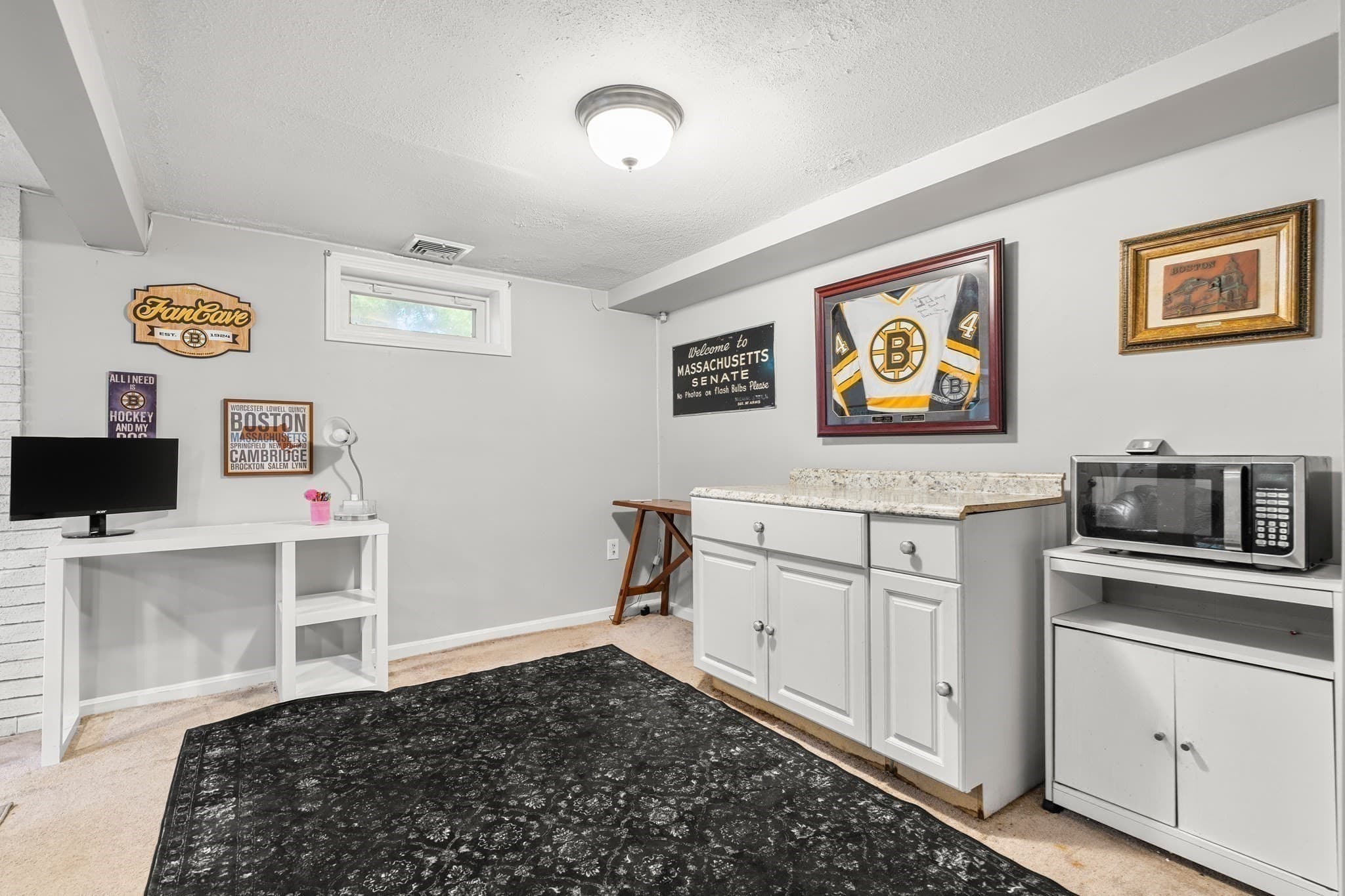 Single Family Residence at 20 Robinhood Lane, Billerica MA 01821, Billerica, photo 26 of 34