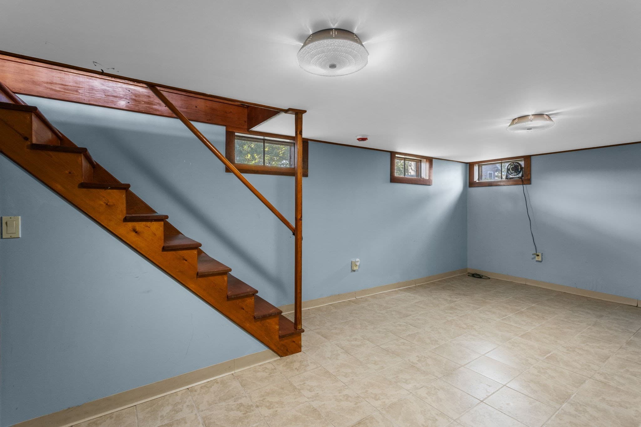 Single Family Residence at 30 Monroe St, Wareham MA 02532, Wareham, photo 18 of 35