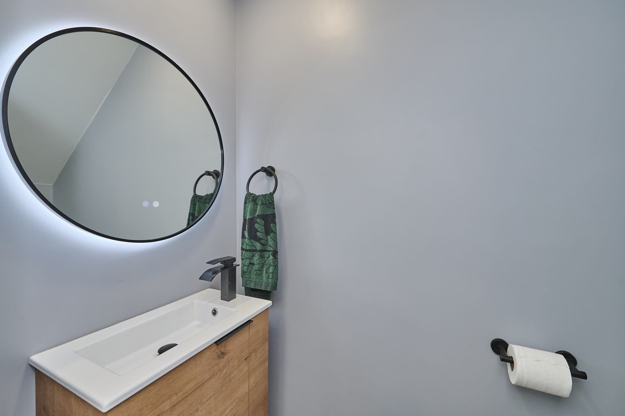 Condominium at 66 Catherine St # 66, Boston MA 02131, Boston, photo 13 of 38