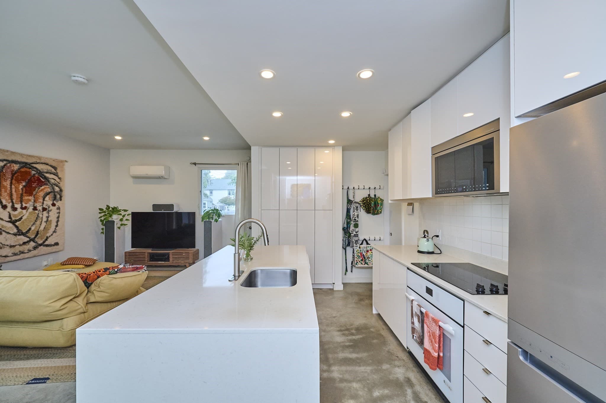 Condominium at 66 Catherine St # 66, Boston MA 02131, Boston, photo 7 of 38