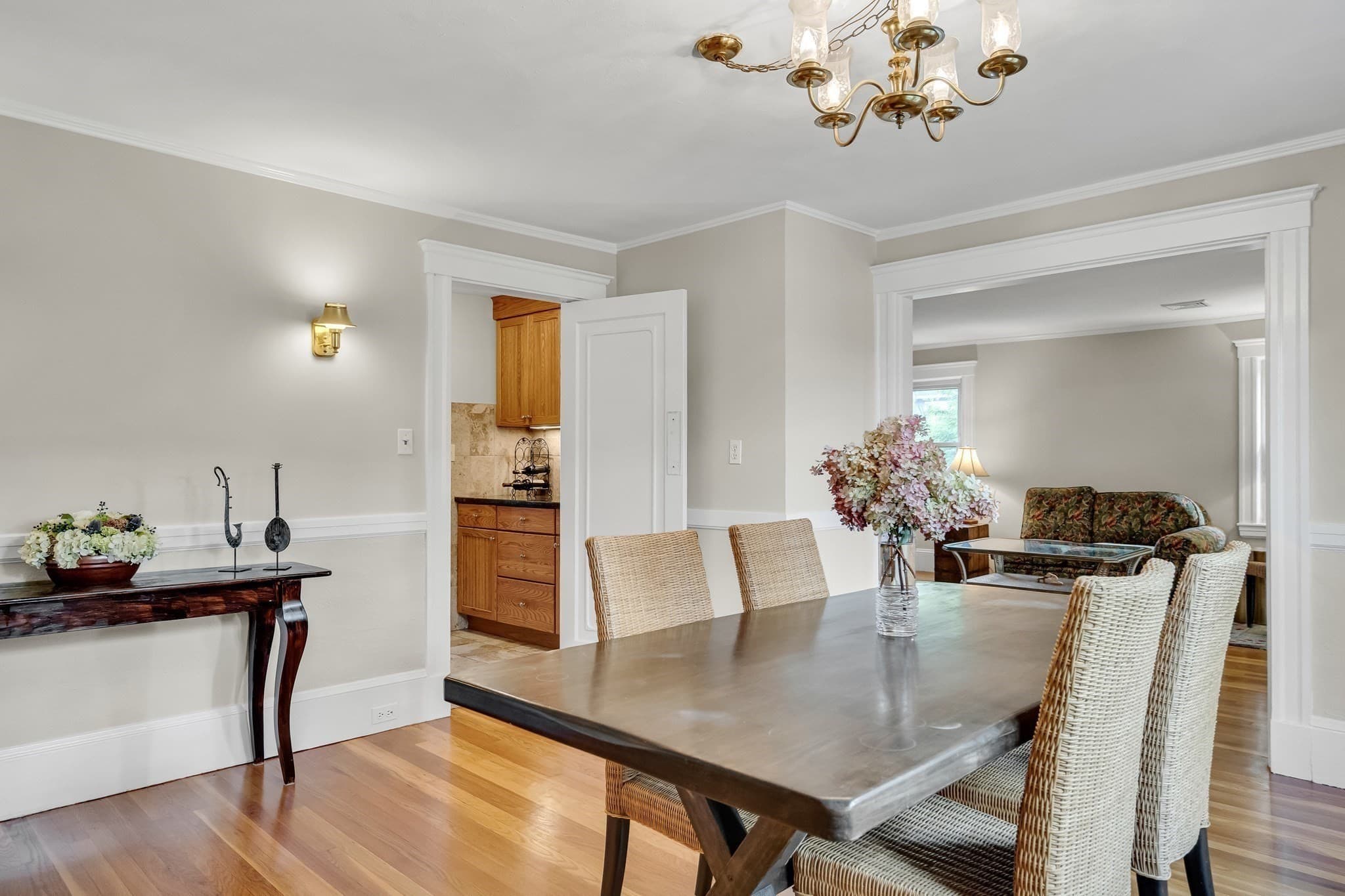 Condominium at 30 Oakley Rd # 2, Watertown MA 02472, Watertown, photo 8 of 28