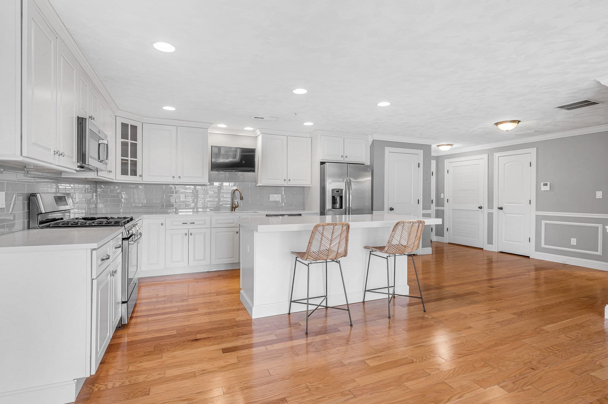 Condominium at 15 Church St # 304, Wilmington MA 01887, Wilmington, photo 6 of 38