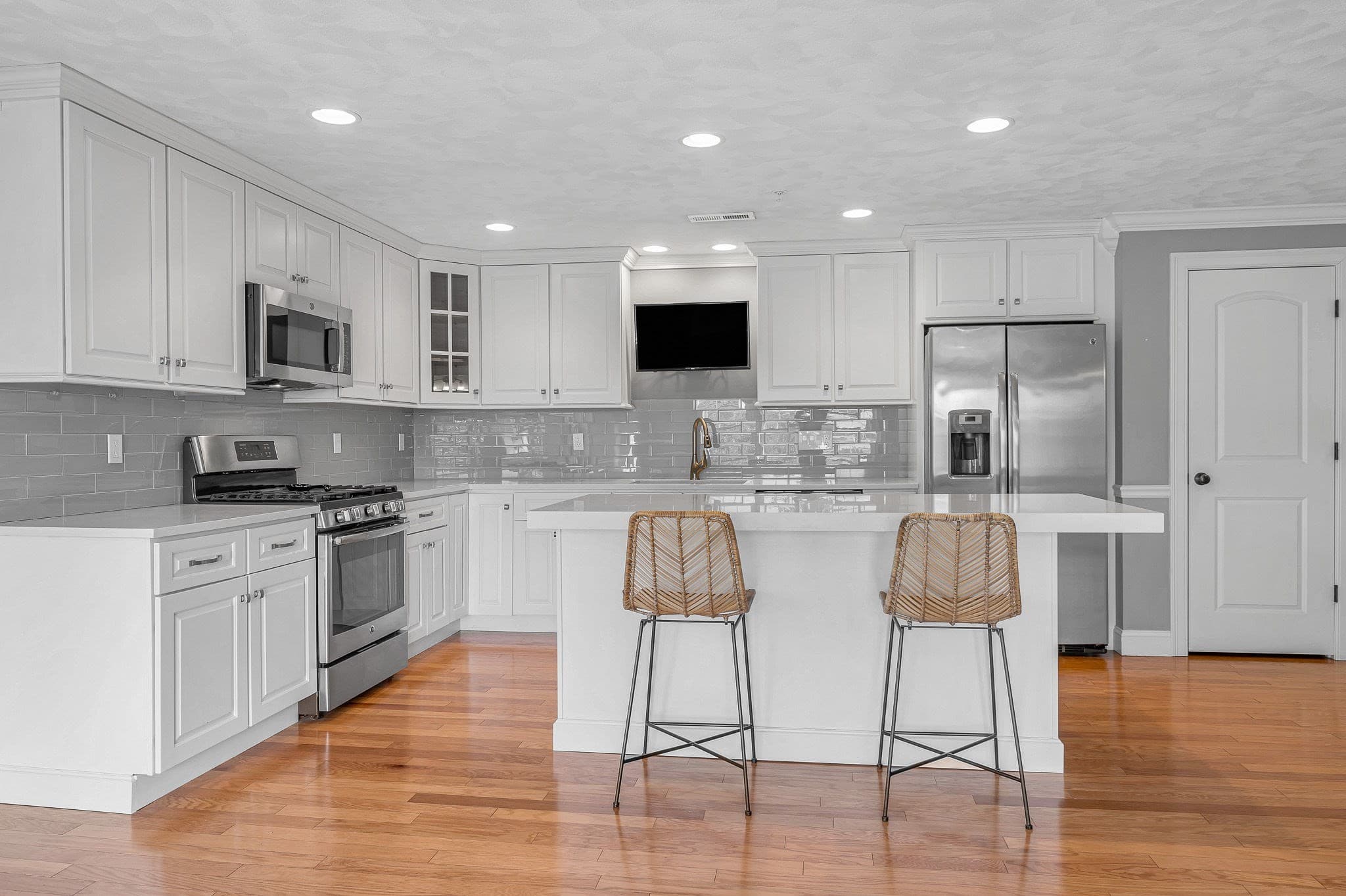 Condominium at 15 Church St # 304, Wilmington MA 01887, Wilmington, photo 5 of 38