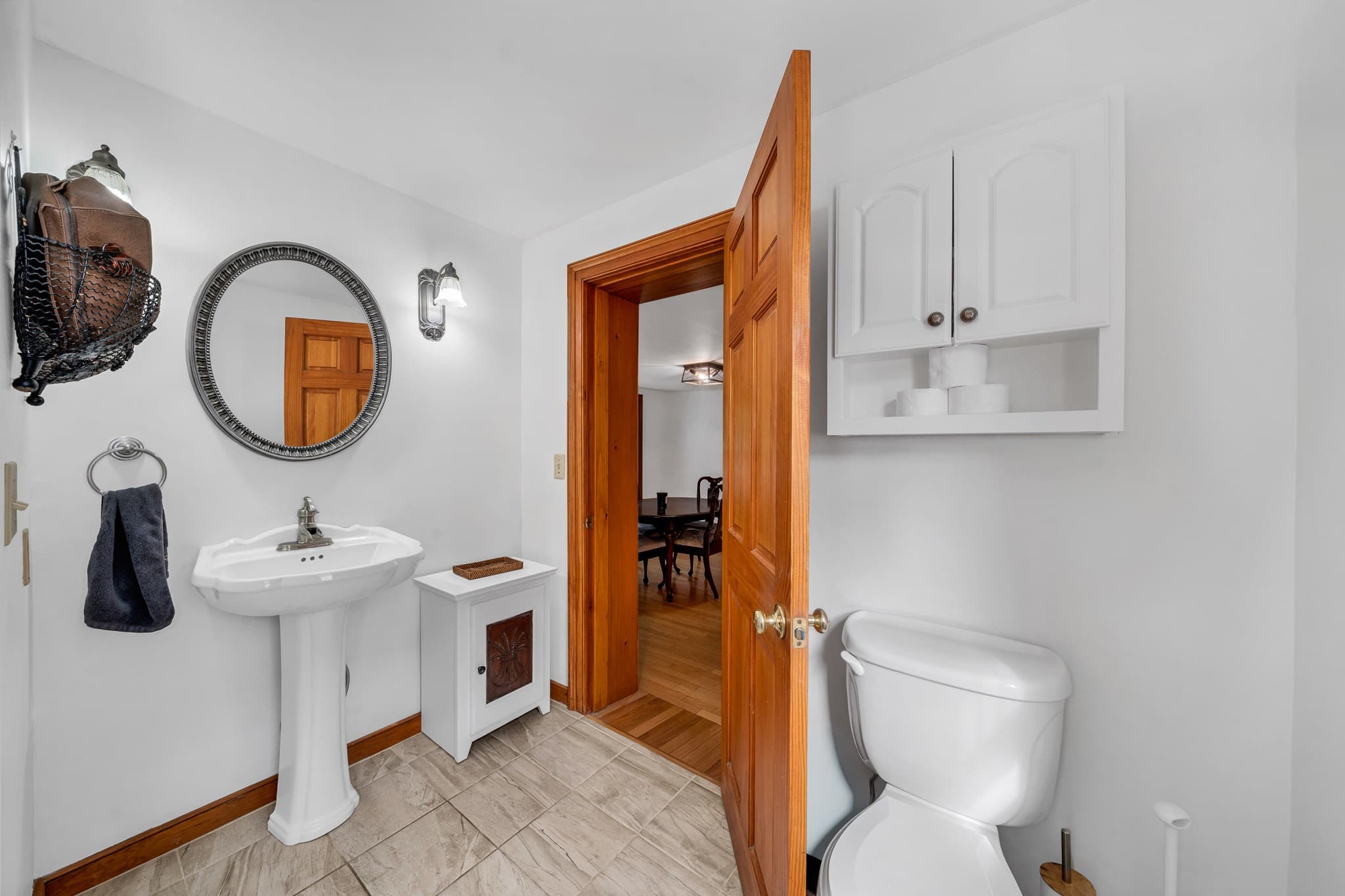 Single Family Residence at 15 Lincoln Ct, Amesbury MA 01913, Amesbury, photo 14 of 38