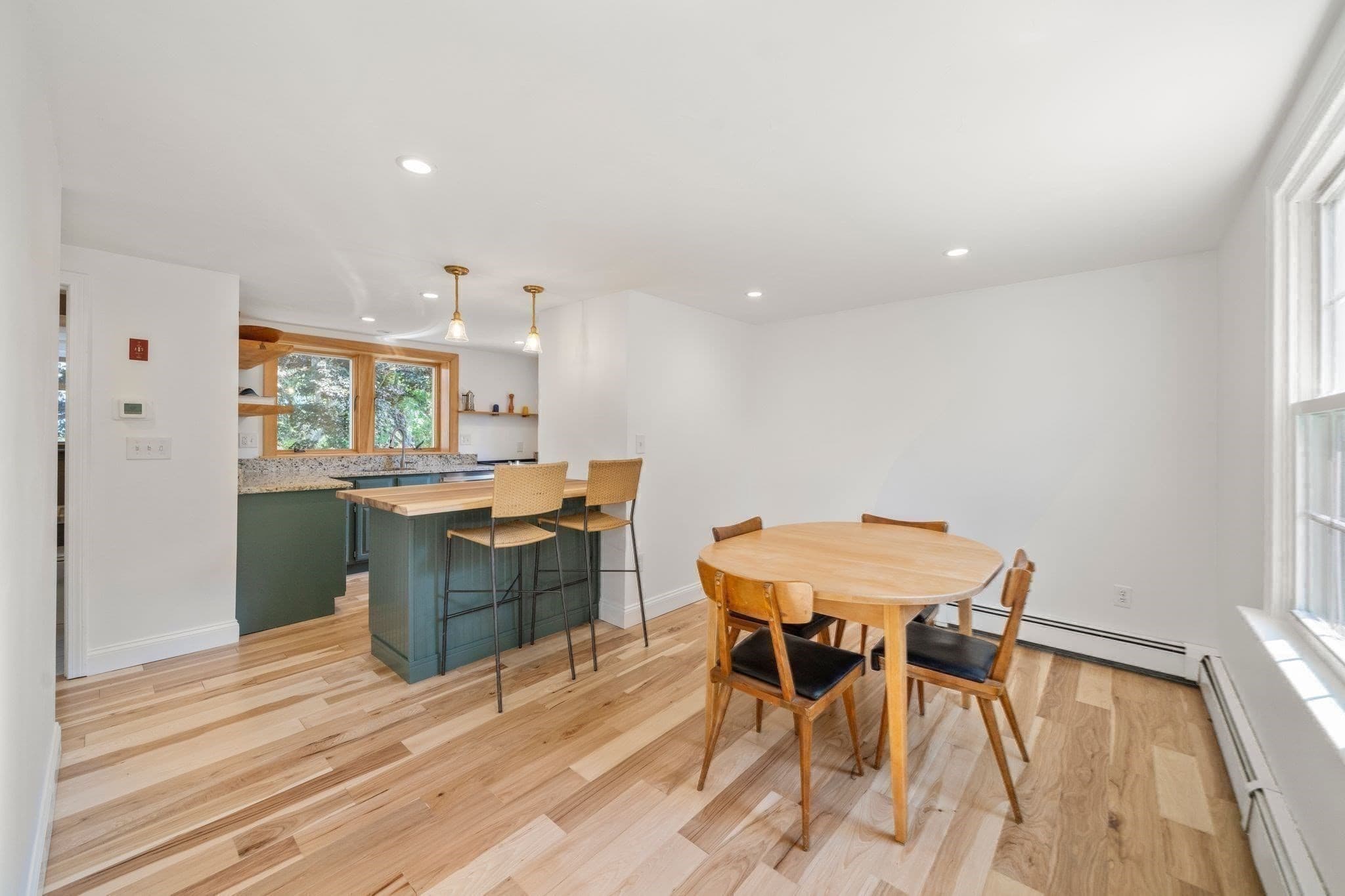 Single Family Residence at 32 Grandview Dr, Plymouth MA 02360, Plymouth, photo 18 of 39