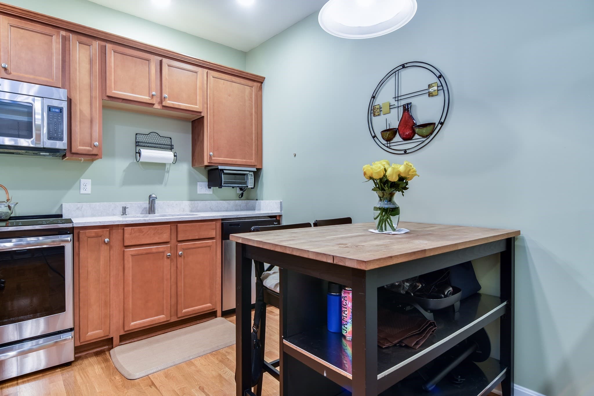 Condominium at 11 Morgan Drive # 408, Natick MA 01760, Natick, photo 9 of 28