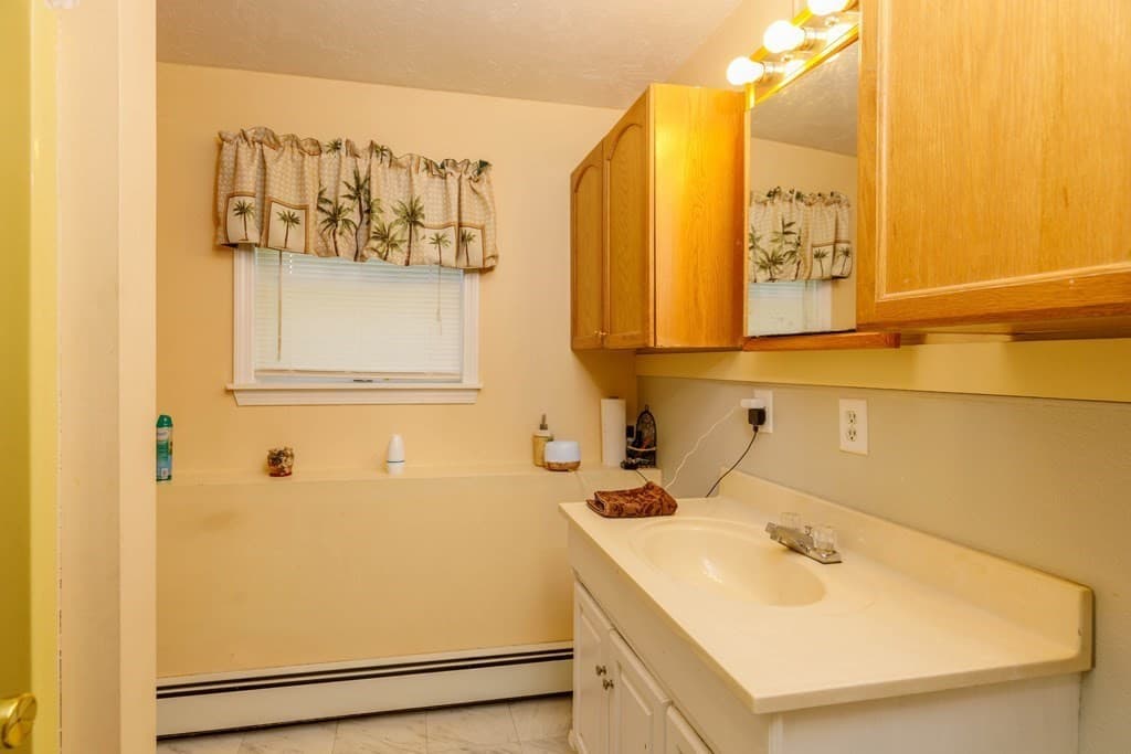 Single Family Residence at 41 Korsholm Avenue, Gardner MA 01440, Gardner, photo 14 of 25