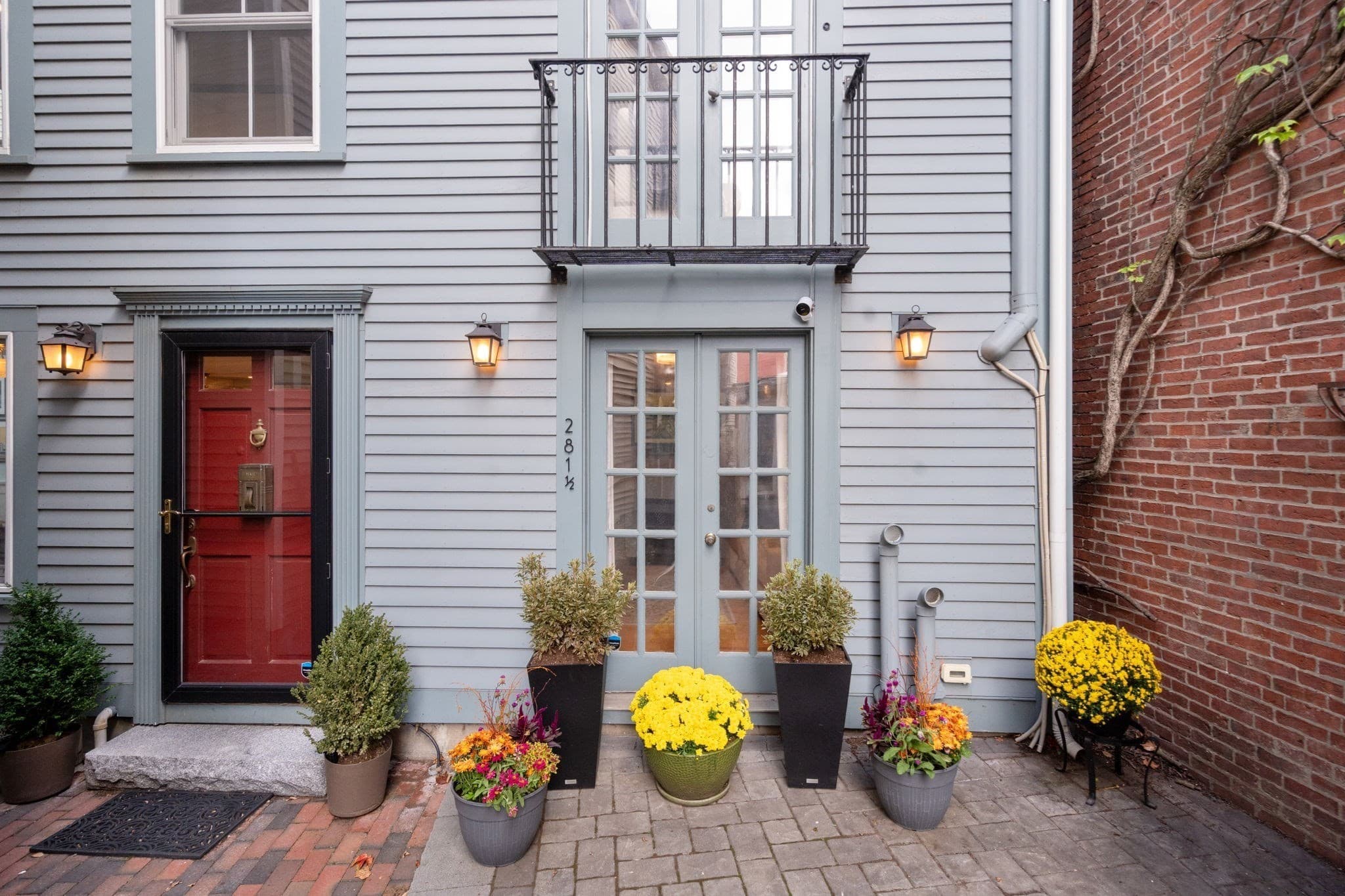 281 1/2 Main Street, Boston MA 02129