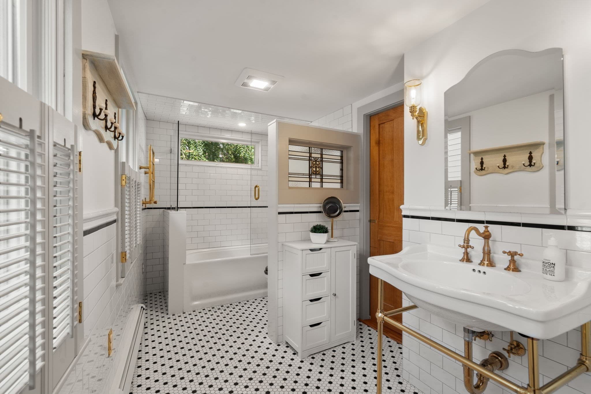 Single Family Residence at 281 1/2 Main Street, Boston MA 02129, Boston, photo 18 of 26