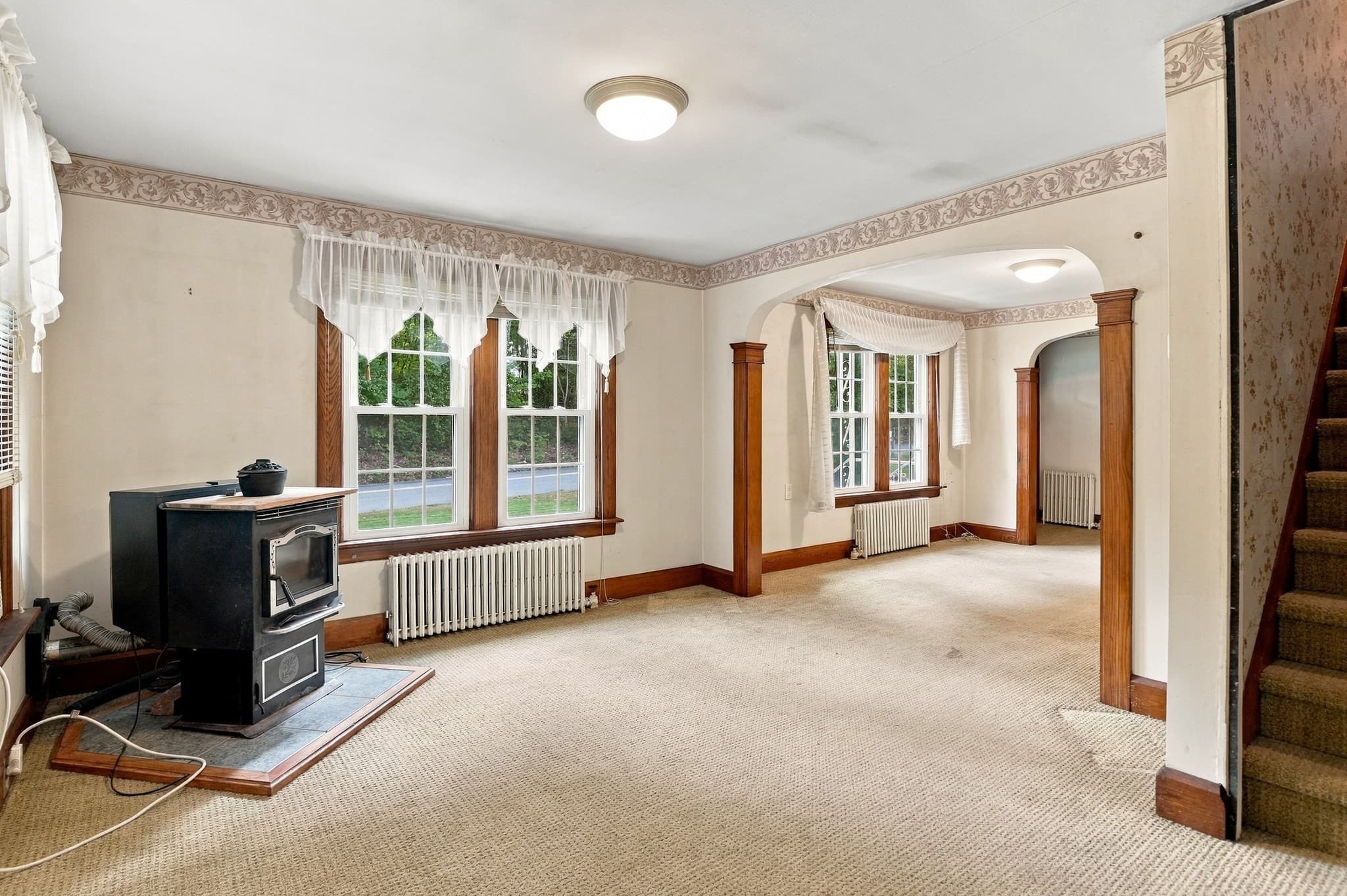 Single Family Residence at 416 Rochdale St, Auburn MA 01501, Auburn, photo 14 of 40