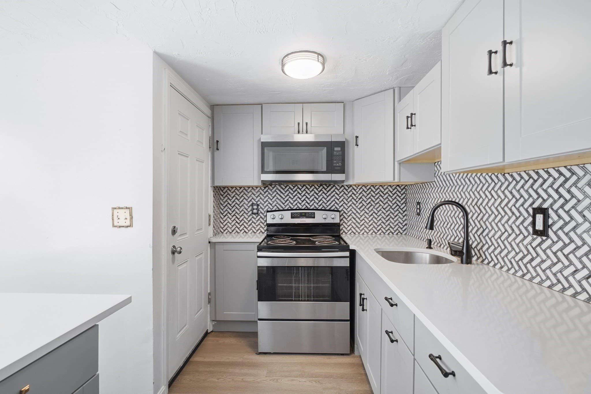 Condominium at 8 Tideview Path # 12, Plymouth MA 02360, Plymouth, photo 6 of 41