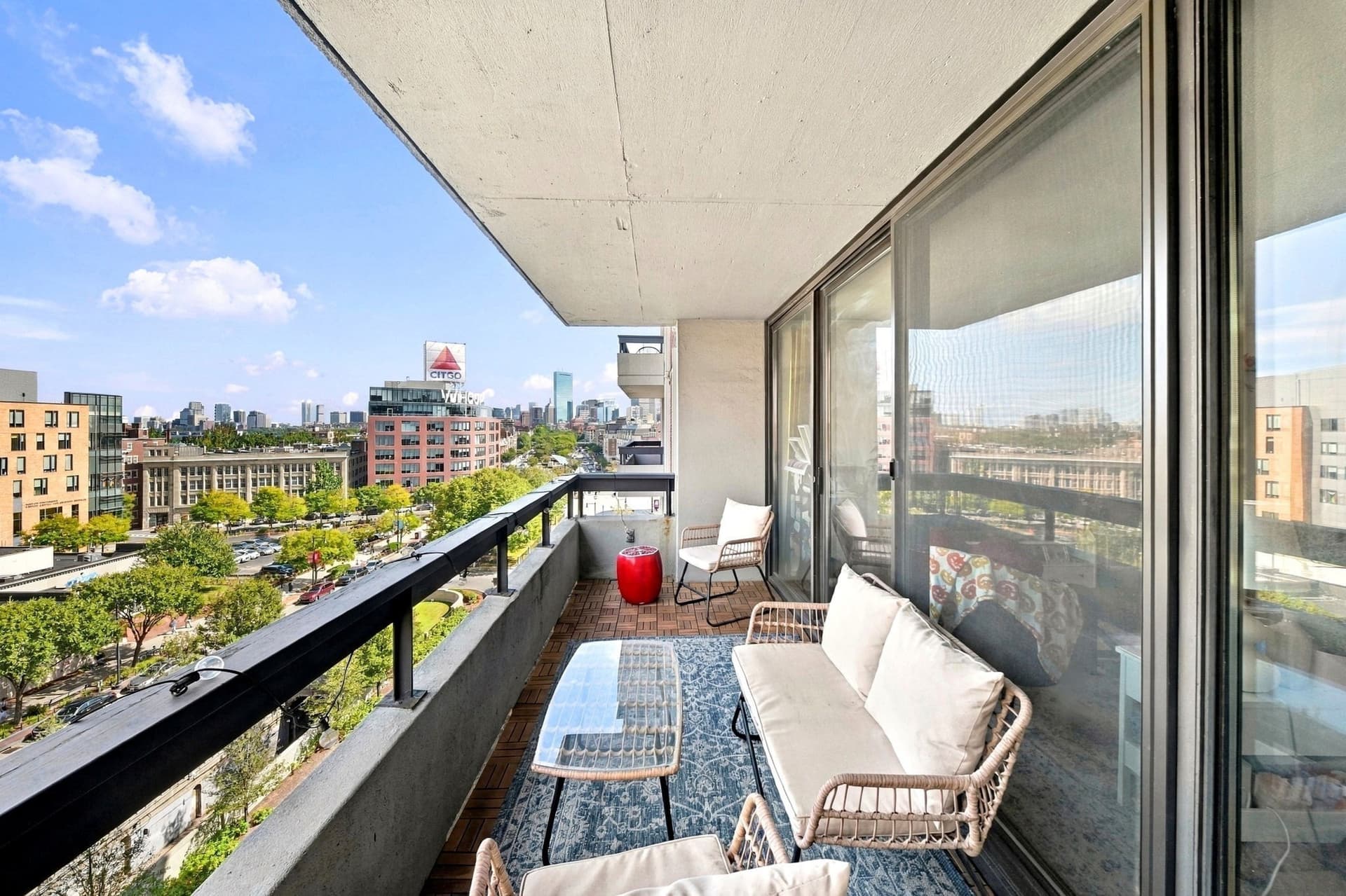 566 Commonwealth Ave # 805, Boston MA 02215