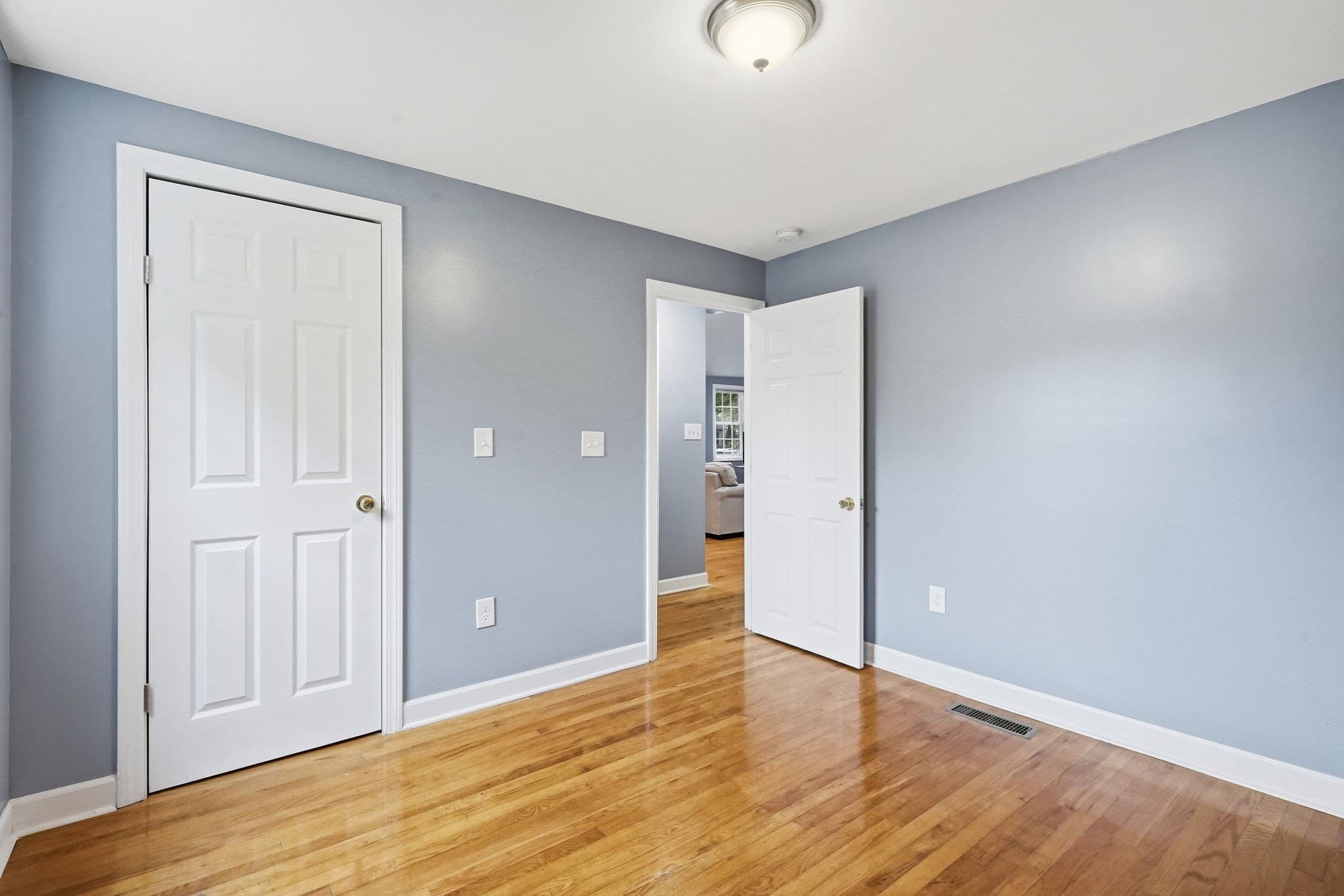 Single Family Residence at 43 Pine Acre Rd, Springfield MA 01129, Springfield, photo 35 of 40