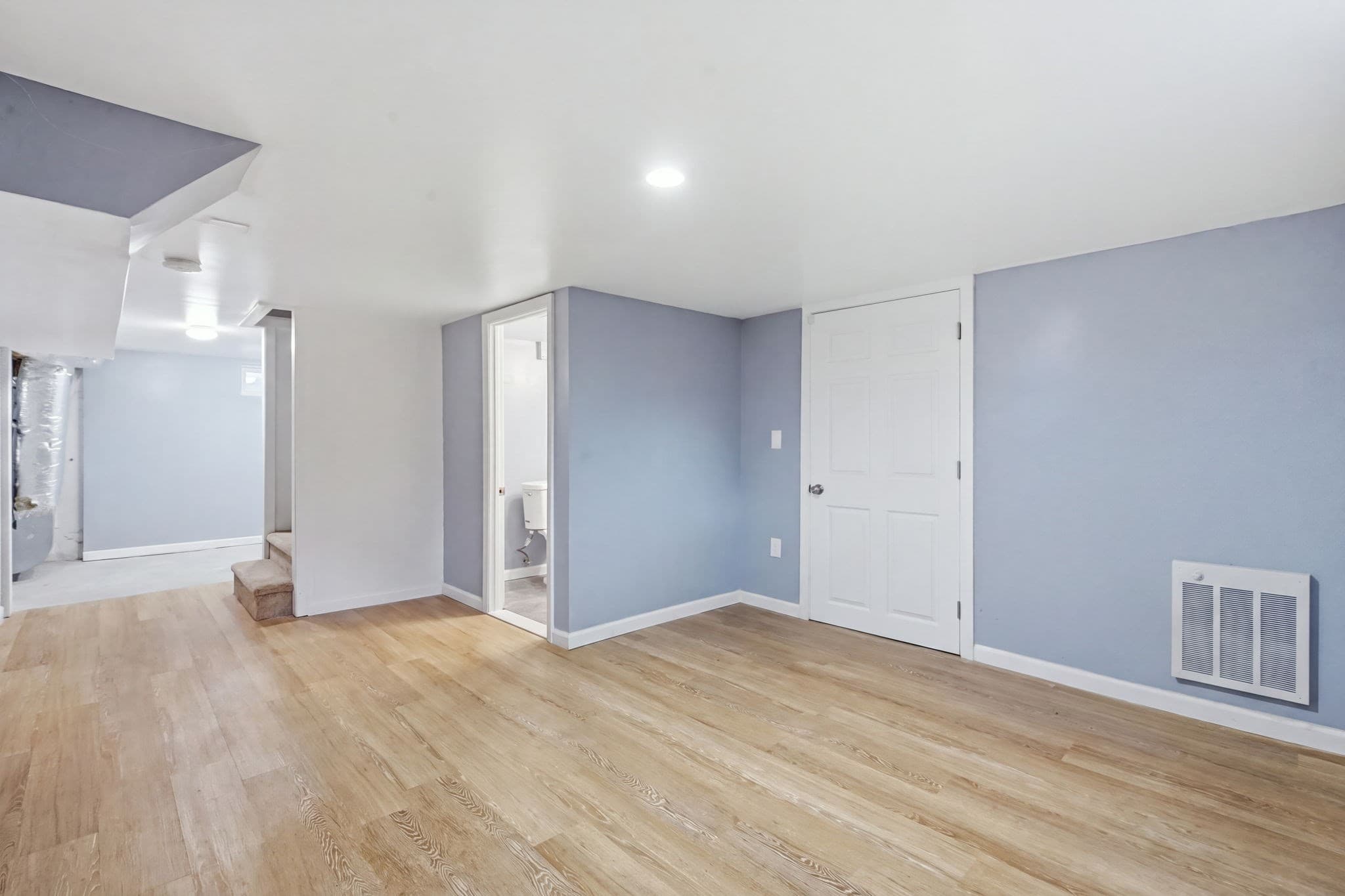 Single Family Residence at 43 Pine Acre Rd, Springfield MA 01129, Springfield, photo 21 of 40