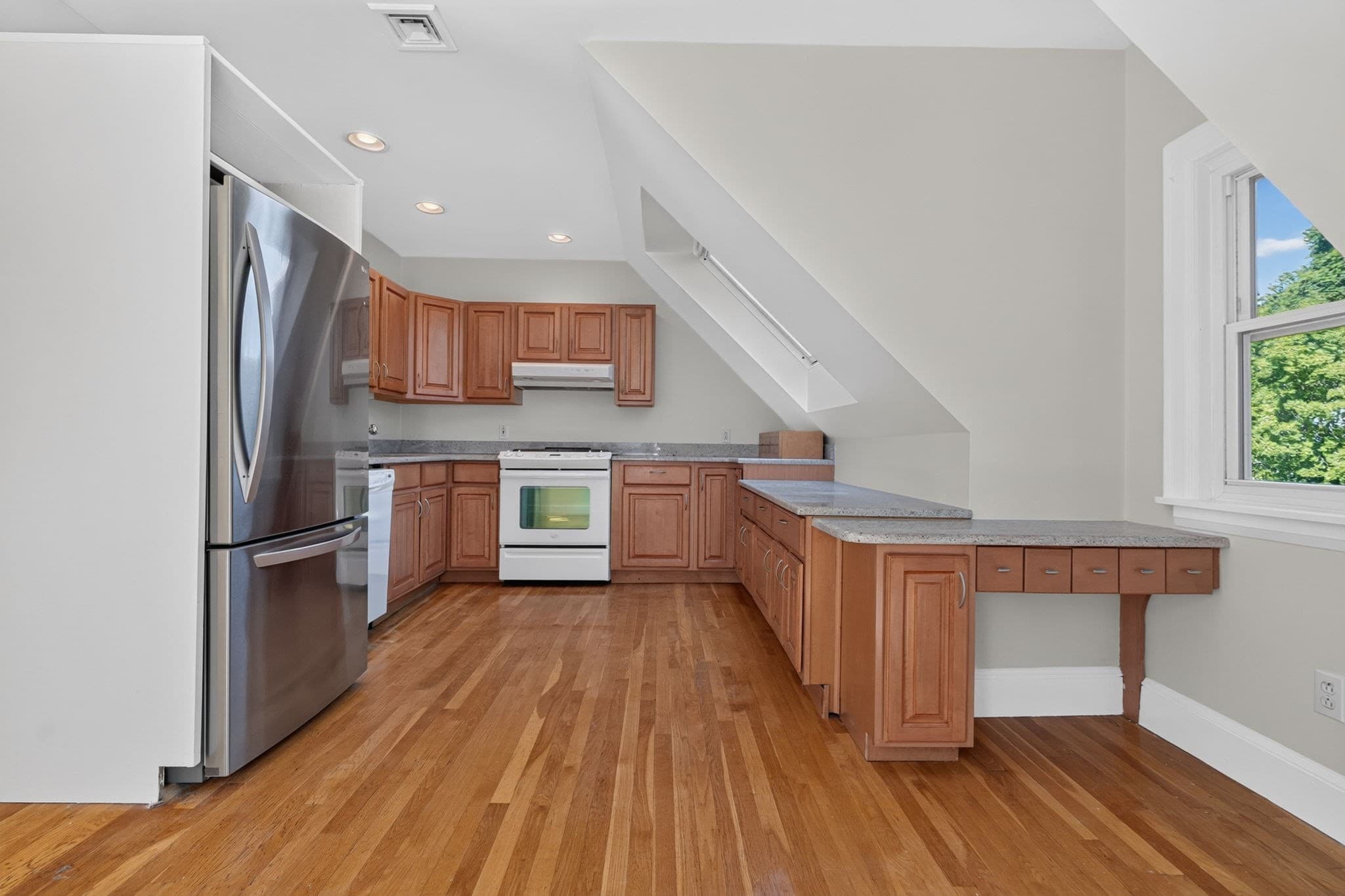 Condominium at 30 Welles Ave # 3, Boston MA 02124, Boston, photo 7 of 30