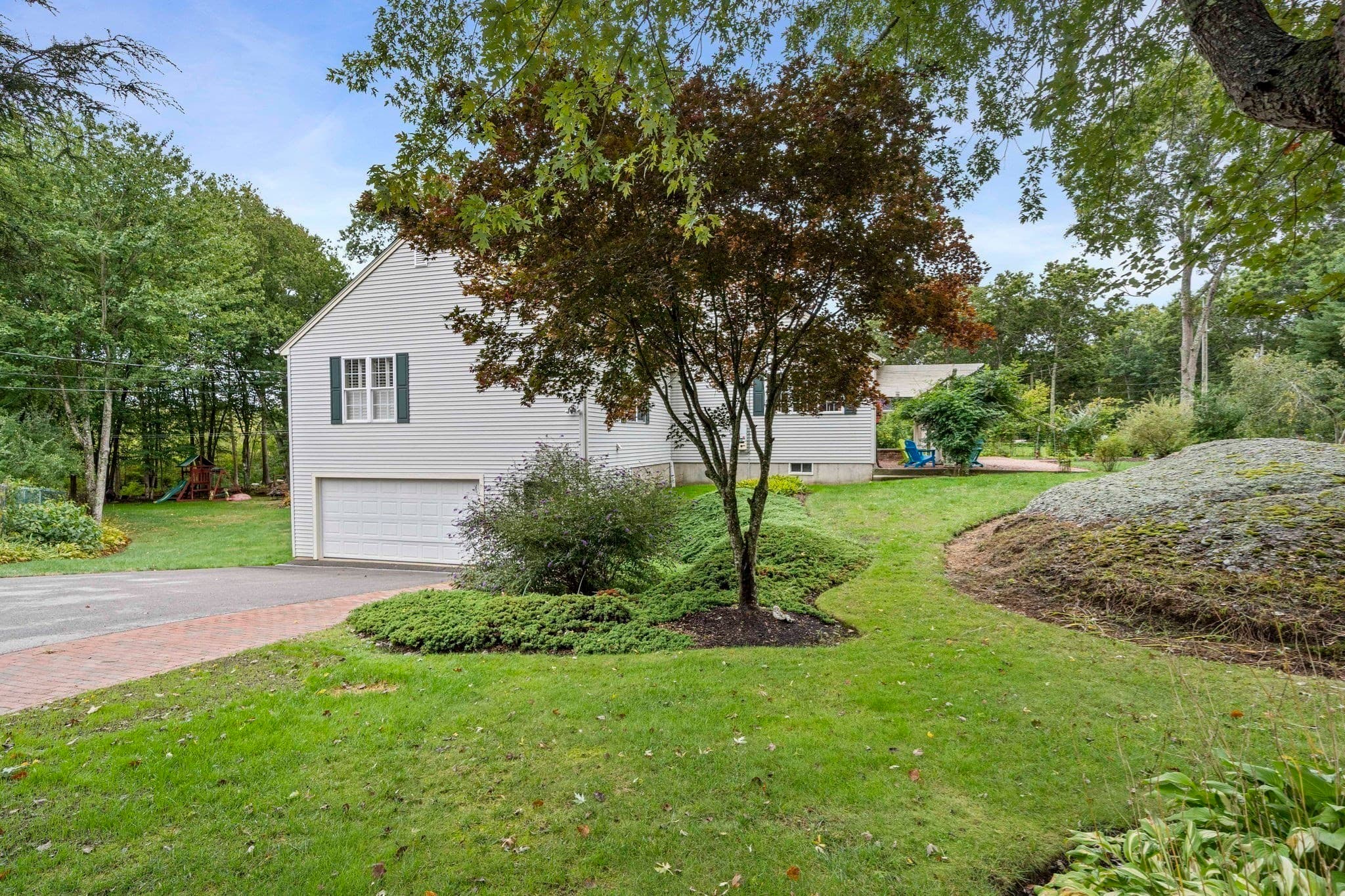 Single Family Residence at 12 Carolyn Ct, Swansea MA 02777, Swansea, photo 27 of 40