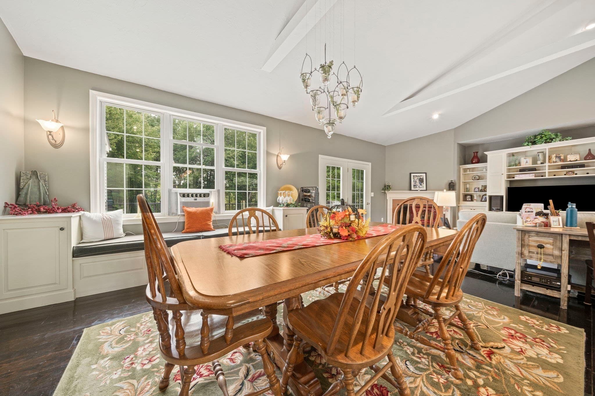 Single Family Residence at 12 Carolyn Ct, Swansea MA 02777, Swansea, photo 12 of 40