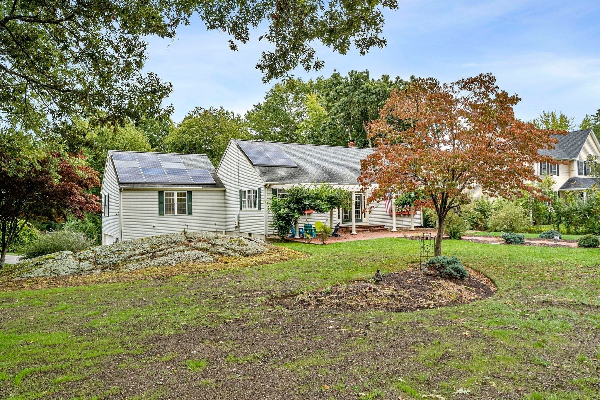 Single Family Residence at 12 Carolyn Ct, Swansea MA 02777, Swansea, photo 3 of 40