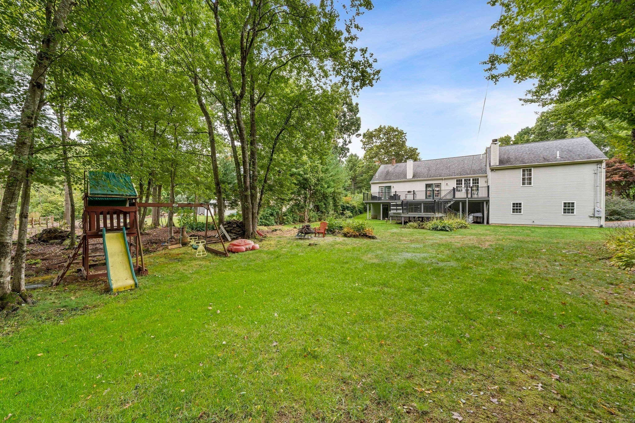 Single Family Residence at 12 Carolyn Ct, Swansea MA 02777, Swansea, photo 29 of 40