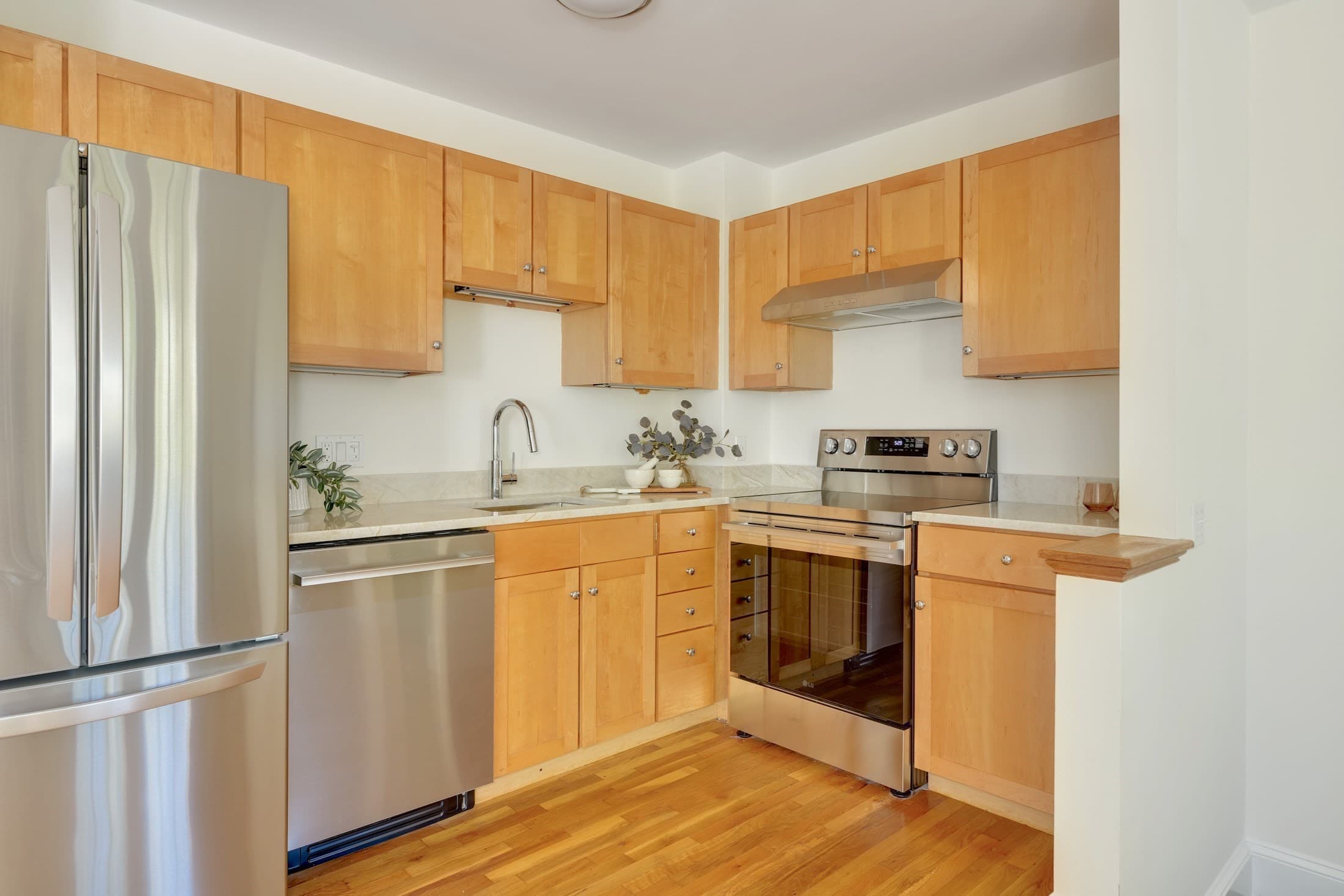 Condominium at 411 Norfolk Street, Somerville MA 02143, Somerville, photo 10 of 26