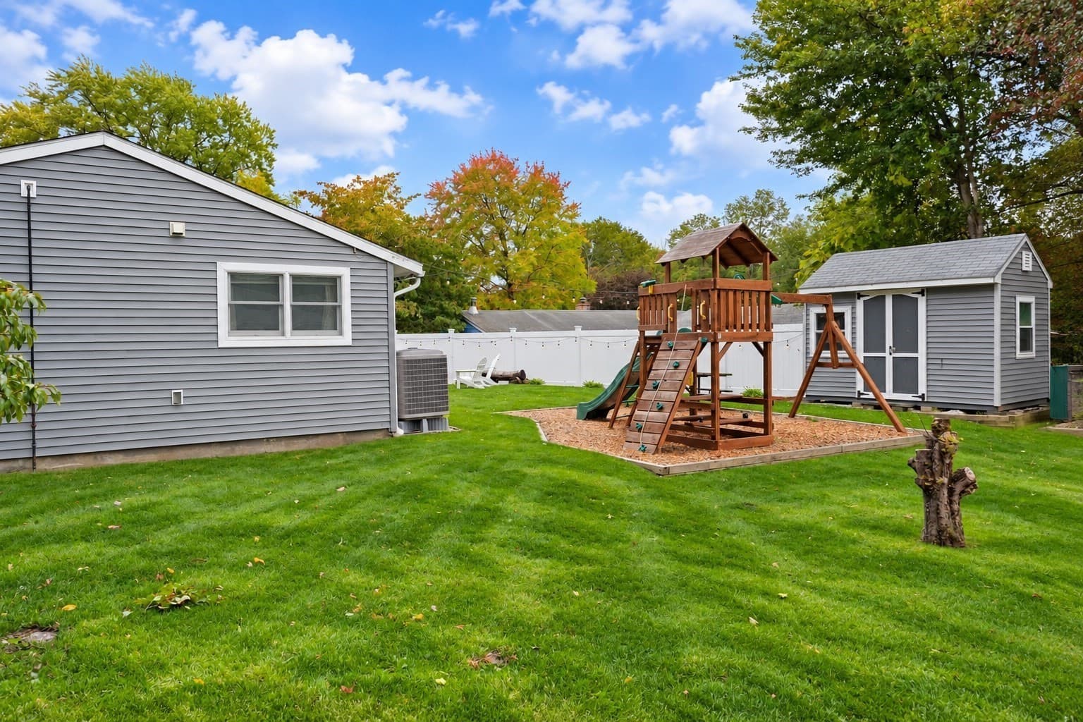Single Family Residence at 12 Kennedy Rd, Bellingham MA 02019, Bellingham, photo 21 of 25
