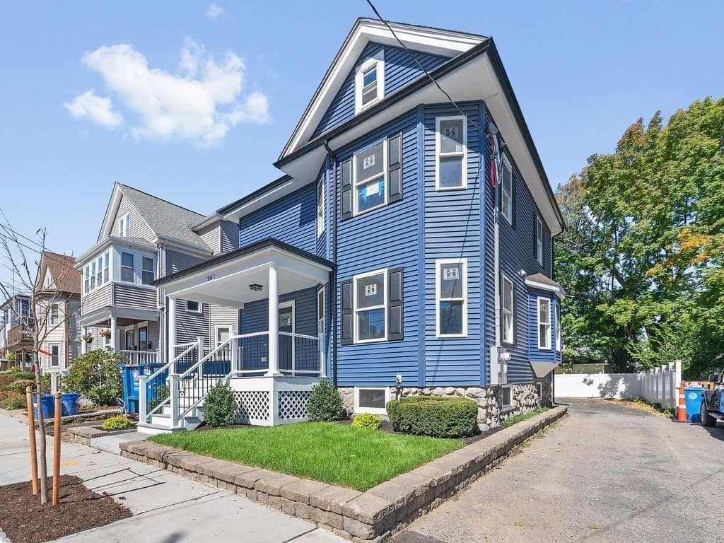 Condominium at 26 Fuller Street # 2, Waltham MA 02453, Waltham, photo 3 of 39