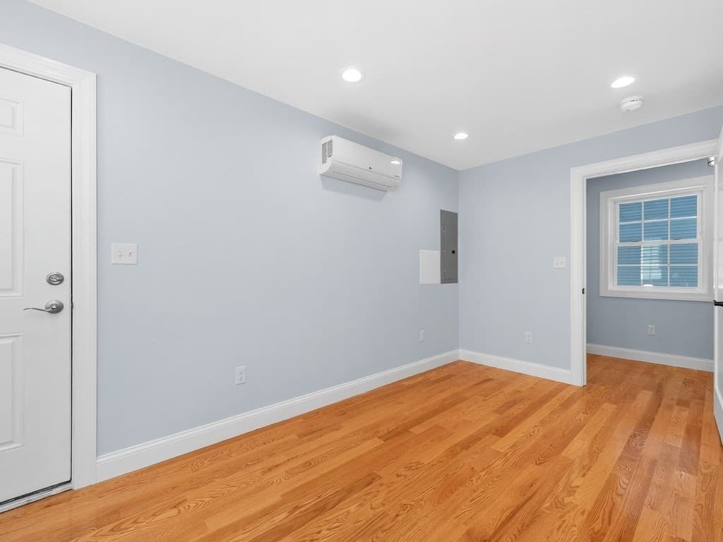 Condominium at 26 Fuller Street # 2, Waltham MA 02453, Waltham, photo 32 of 39