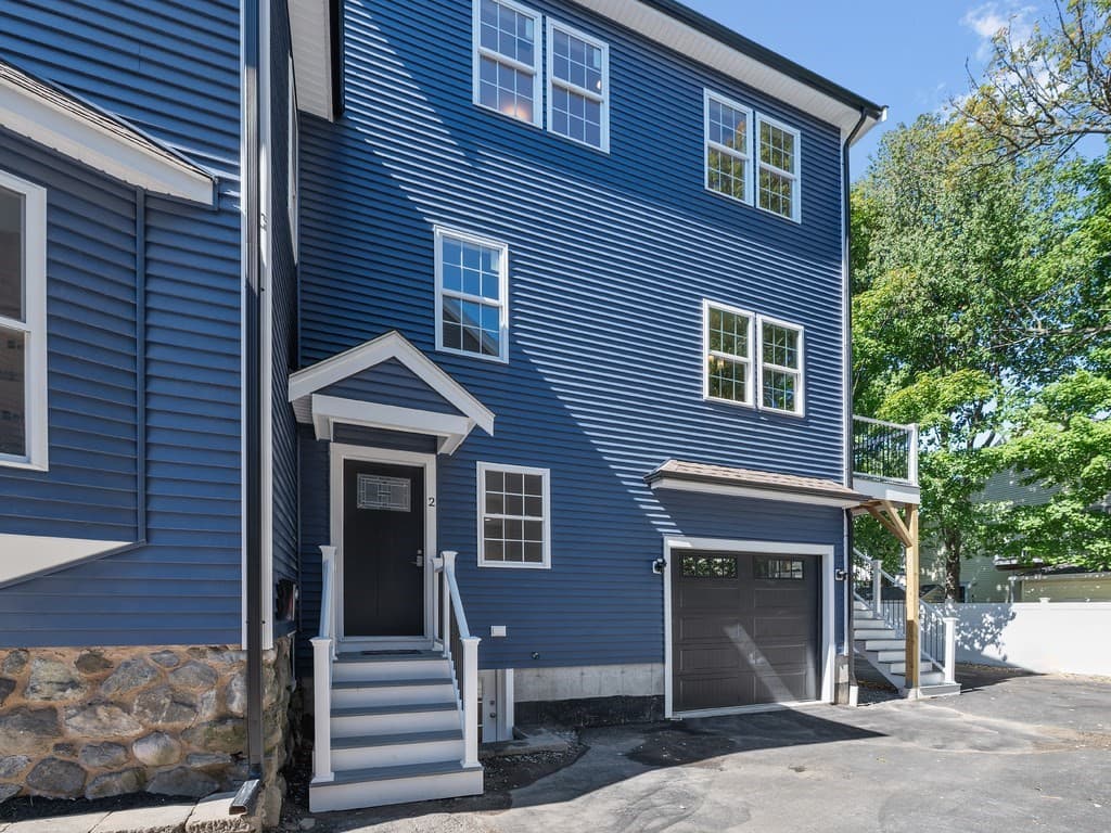 26 Fuller Street # 2, Waltham MA 02453