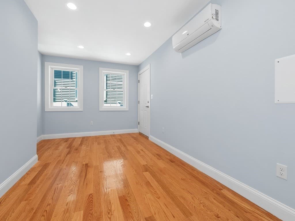 Condominium at 26 Fuller Street # 2, Waltham MA 02453, Waltham, photo 33 of 39