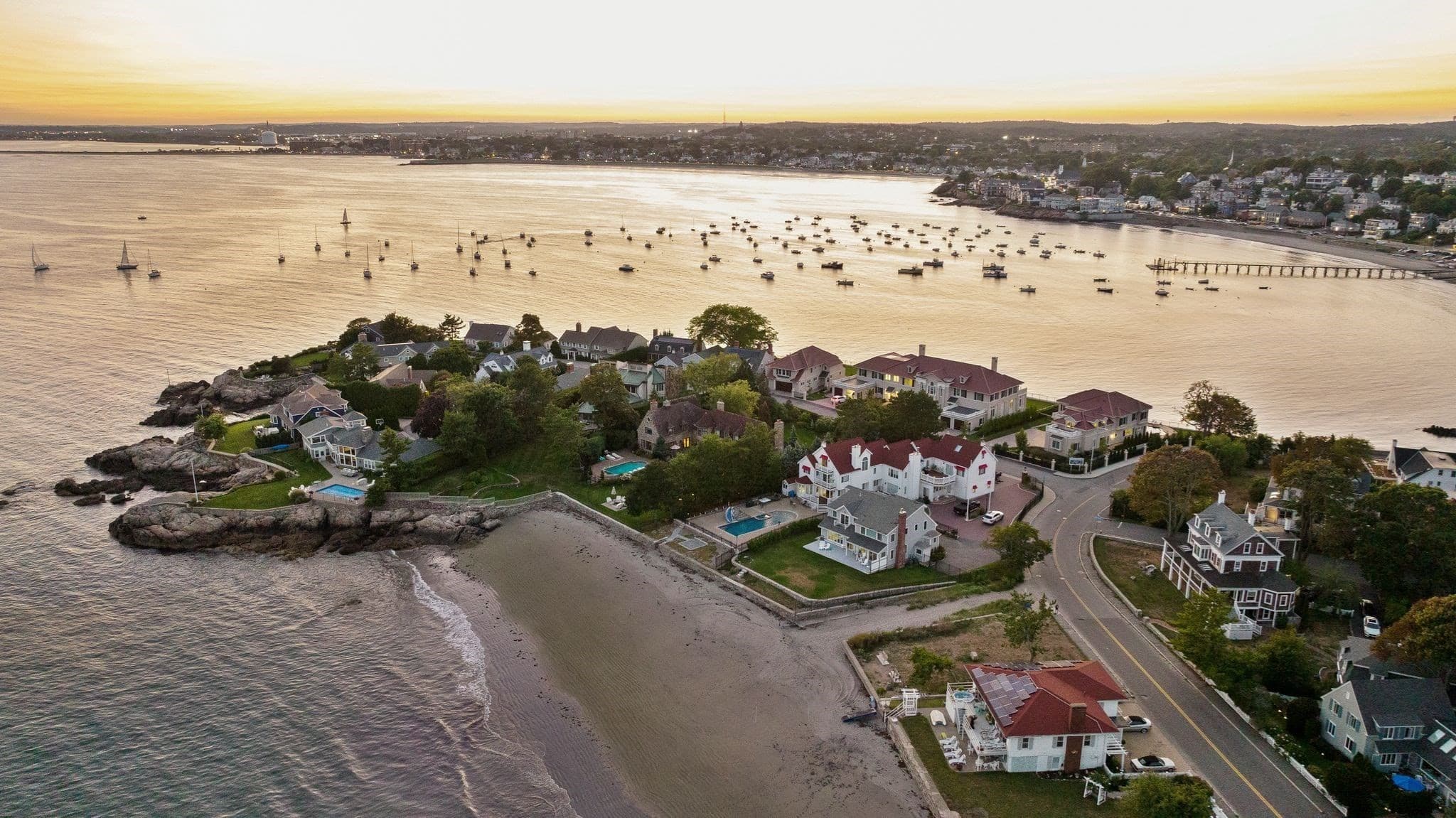 Condominium at 19 Lincoln House Point # 19, Swampscott MA 01907, Swampscott, photo 3 of 42